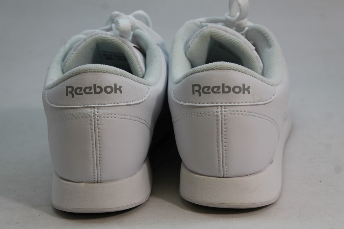 Details about   Reebook Classic Women's White Sneakers ZAP6659 