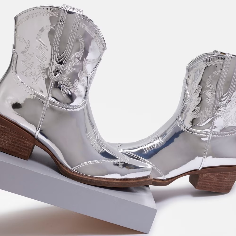 Circus by Sam Edelman Josephina weiche silberspitz zulaufende Westernstiefel - Bild 5 von 6