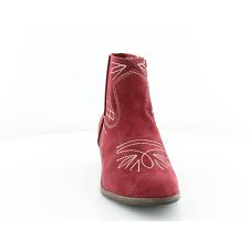 red suede cowgirl boots