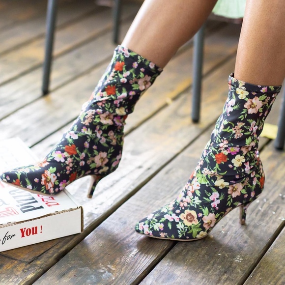 mia floral booties