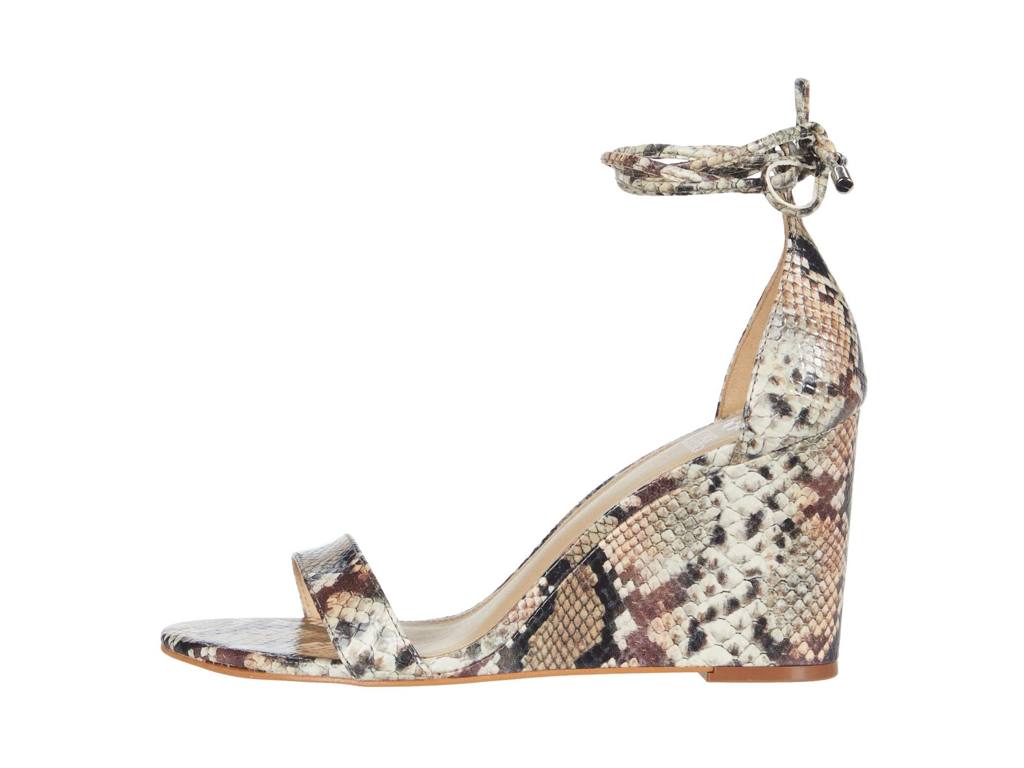 vince camuto stassia