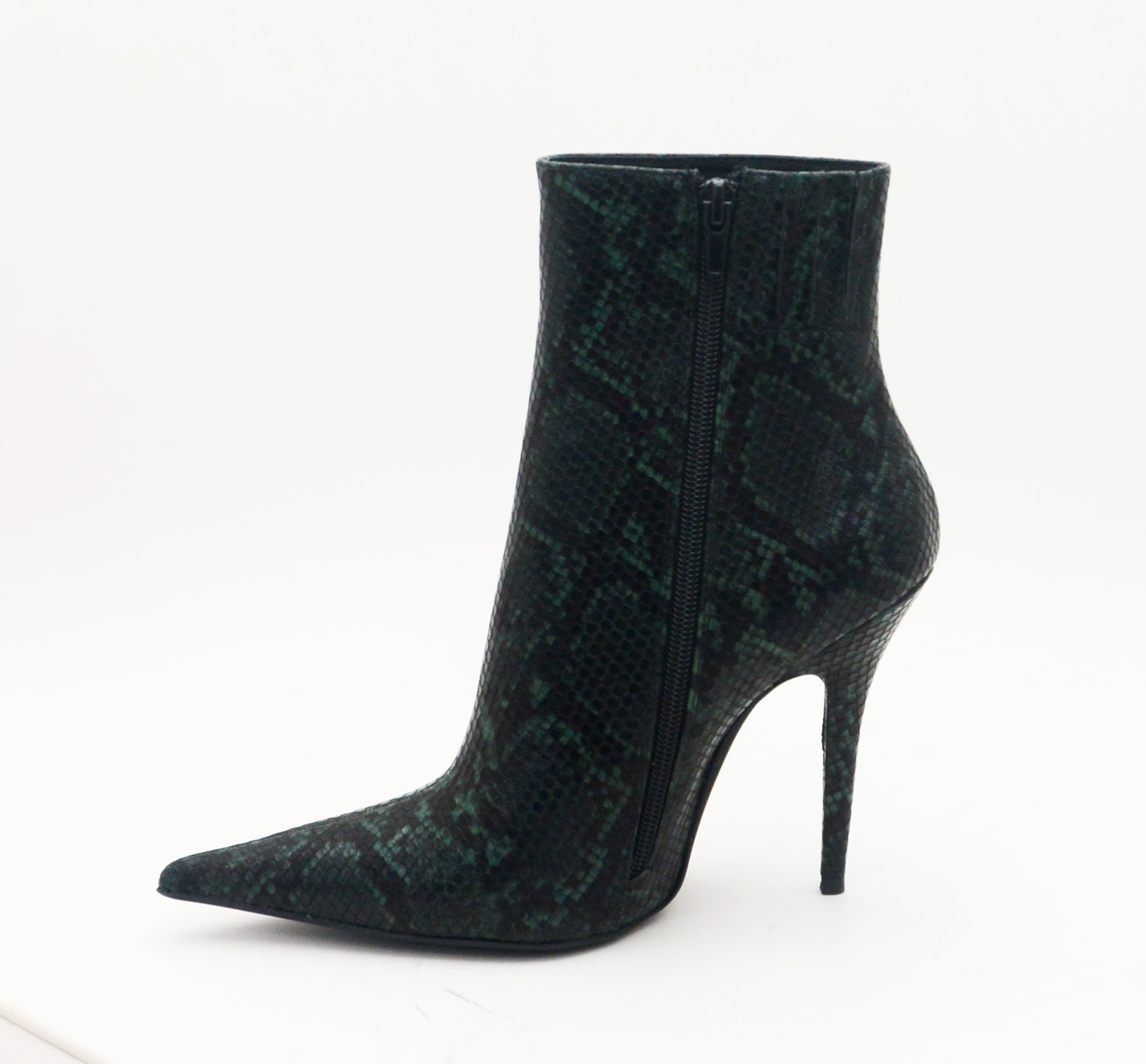 jeffrey campbell raven bootie
