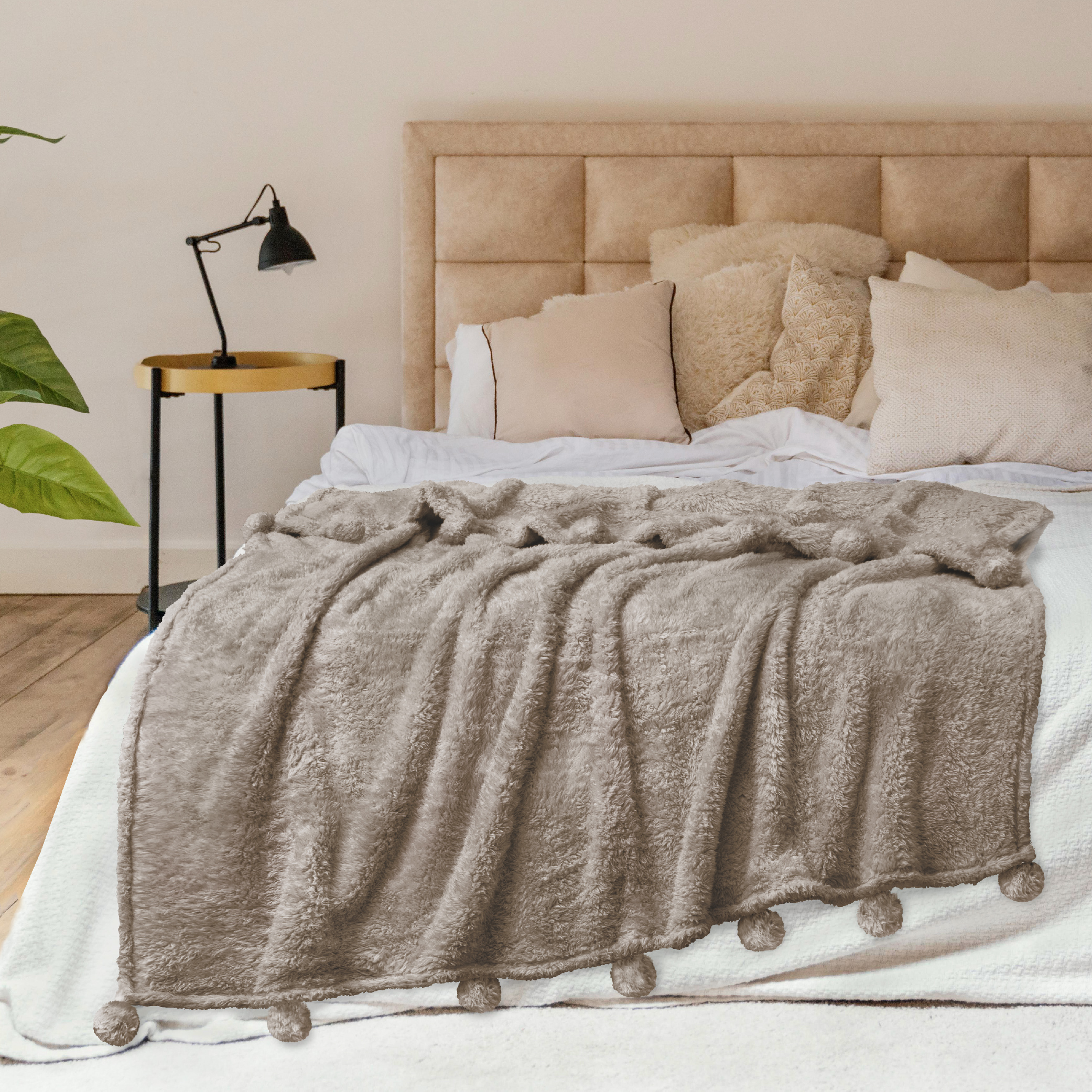 Fluffy Throw Blanket Pom Pom Tassel Soft Blanket Sofa Couch Bed Warm Cute Fuzzy - Picture 54 of 68