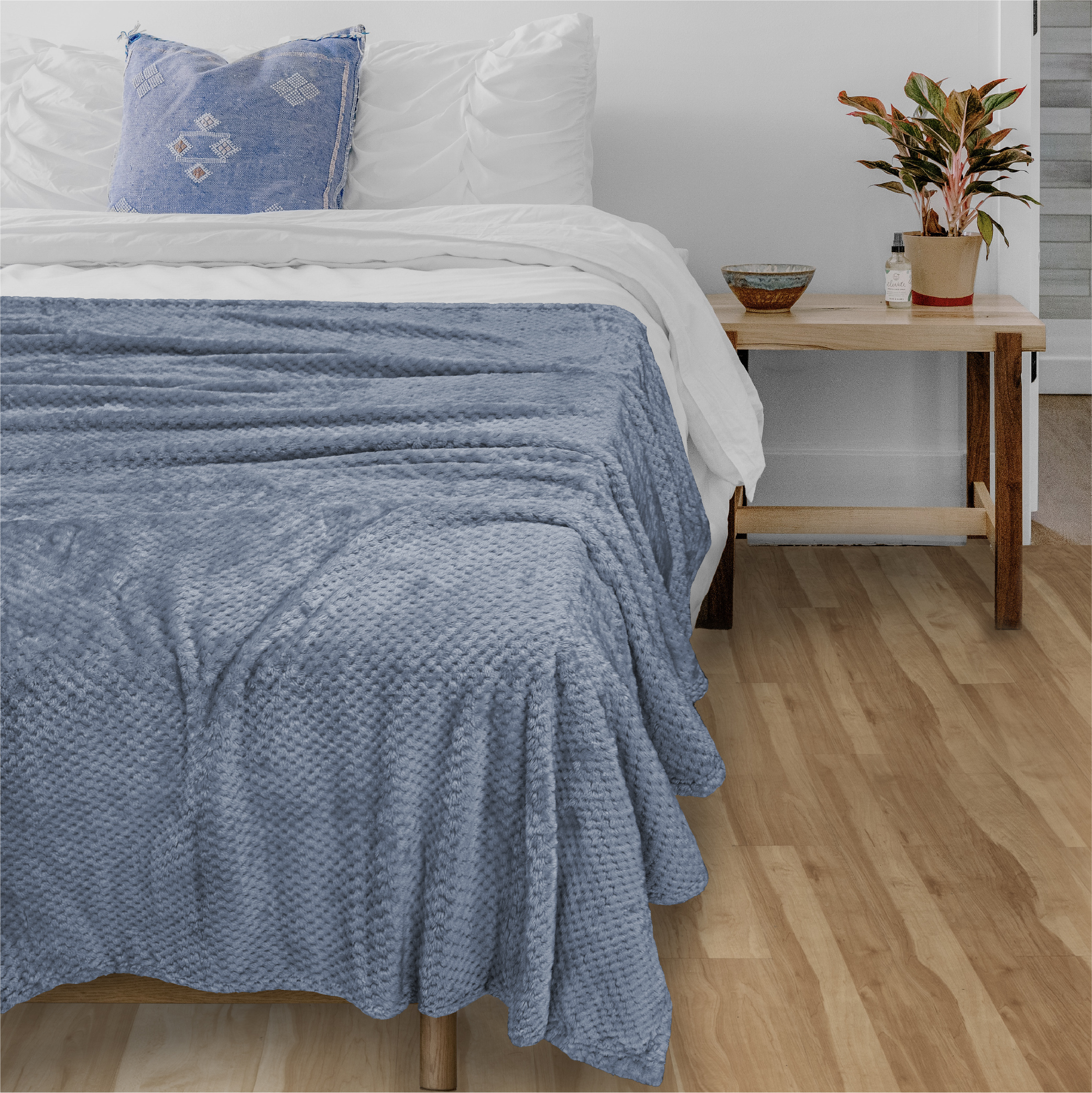 Throw Blanket for Sofa Couch Bed Lightweight Microfiber Polyester Waffle Pattern - Picture 25 of 190