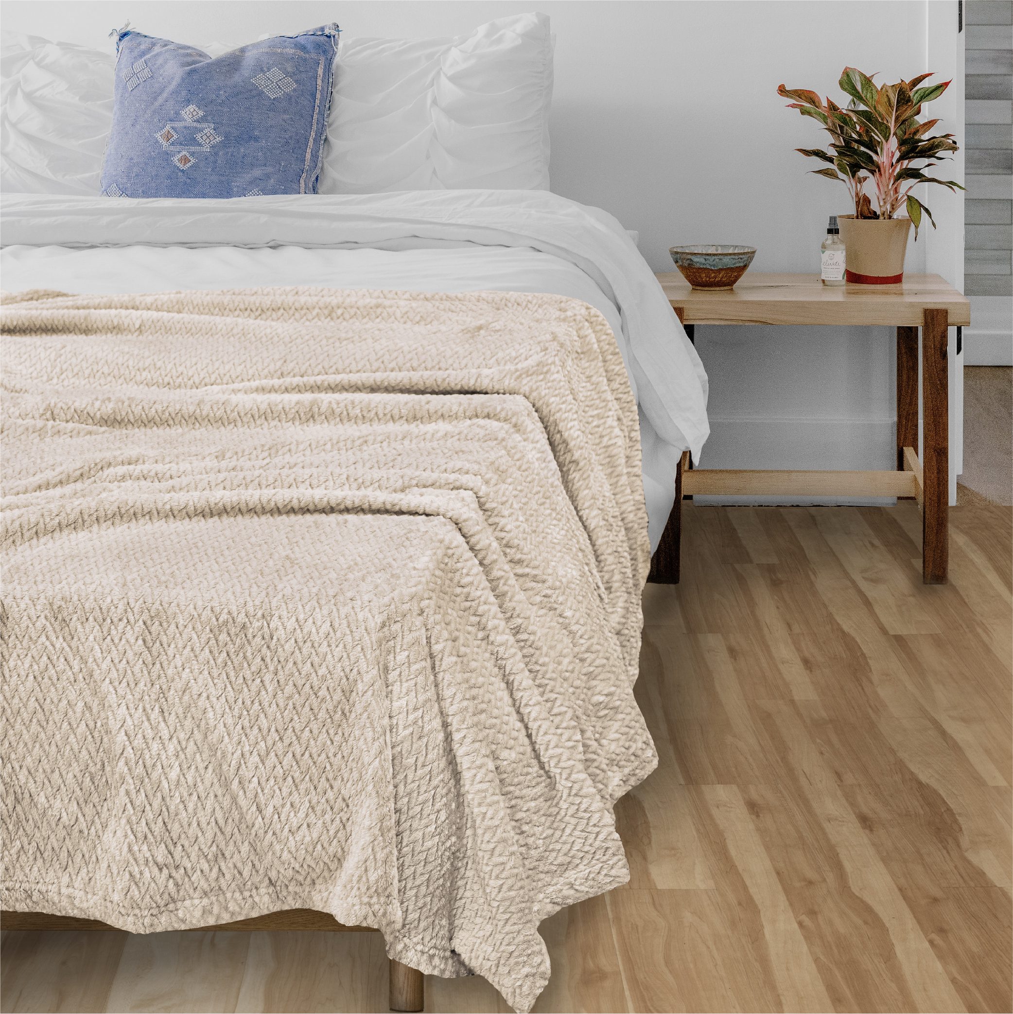 Soft Blanket Fleece Jacquard Pattern Lightweight Silk Throw Couch Sofa Bed Cozy - Picture 16 of 67
