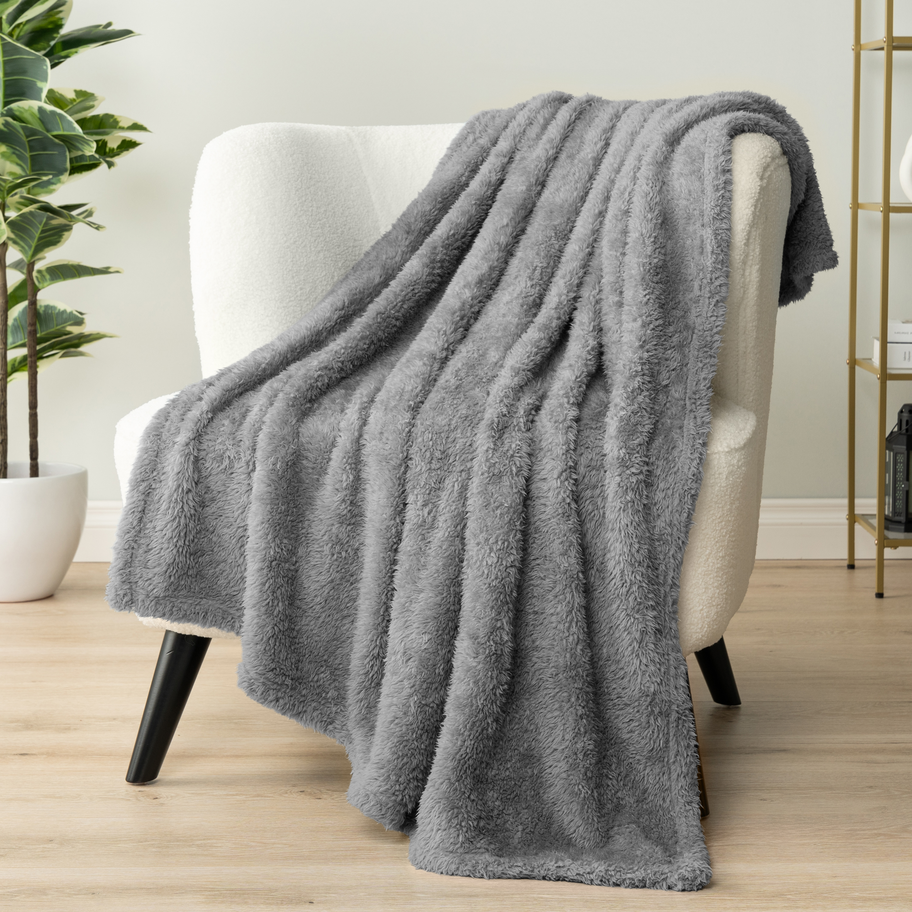Lightweight Sherpa Fleece Warm Fluffy Throws Couch Sofa Bed
