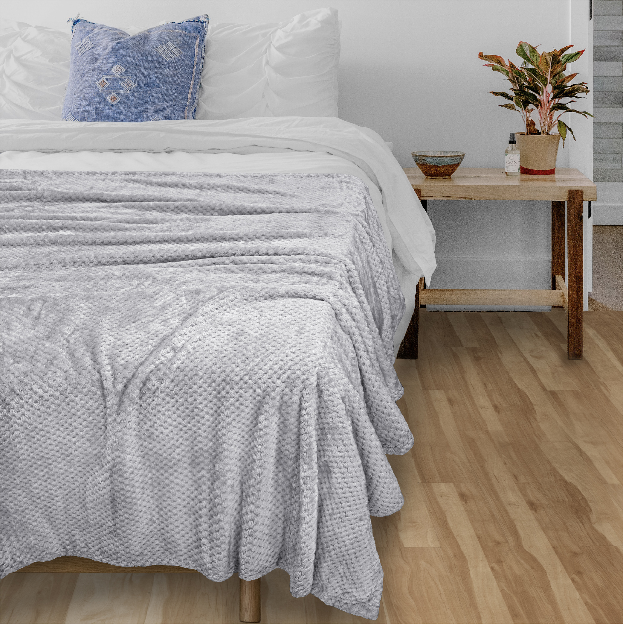 Throw Blanket for Sofa Couch Bed Lightweight Microfiber Polyester Waffle Pattern - Picture 95 of 190