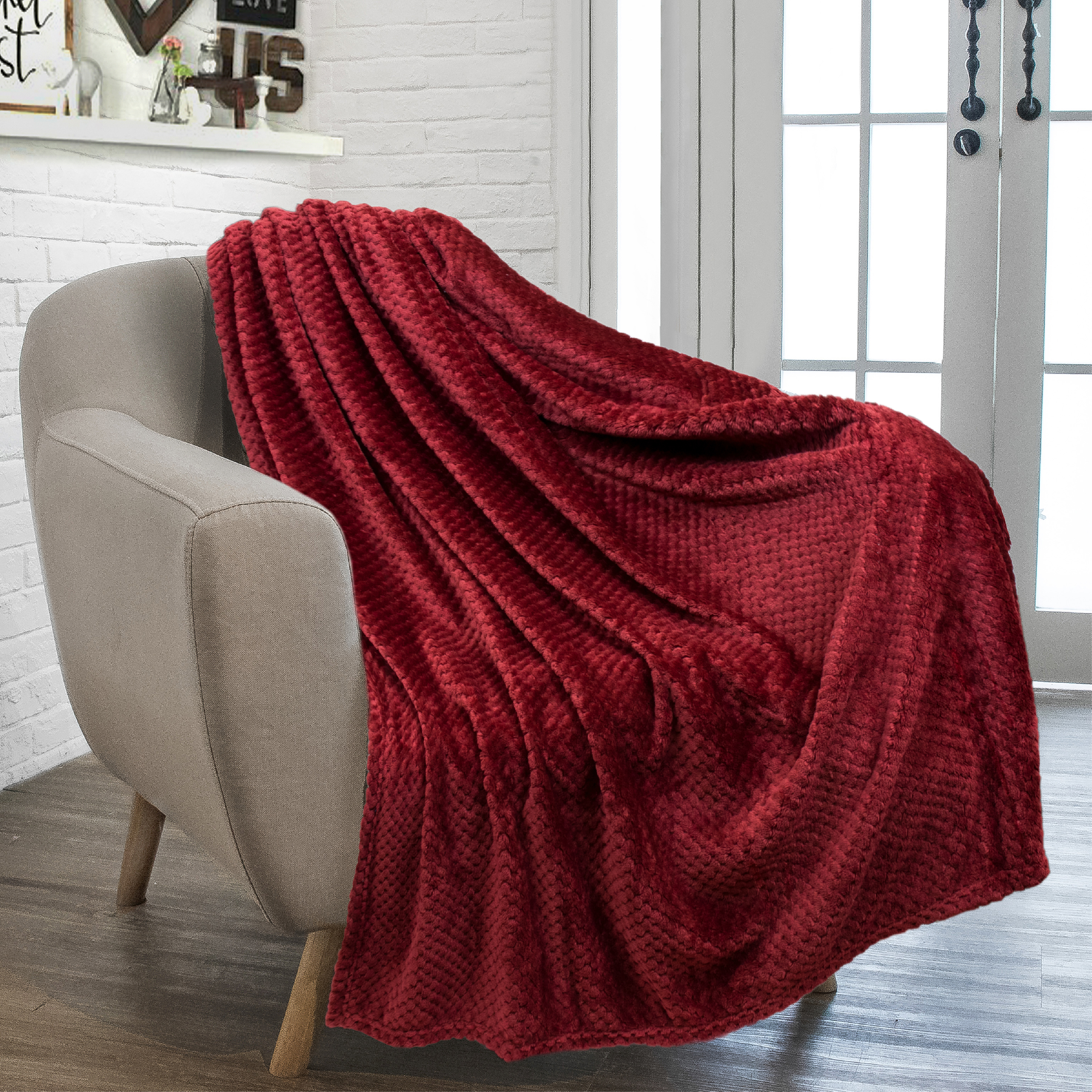 PAVILIA Premium Flannel Fleece Throw Blanket for Sofa Couch | Wine