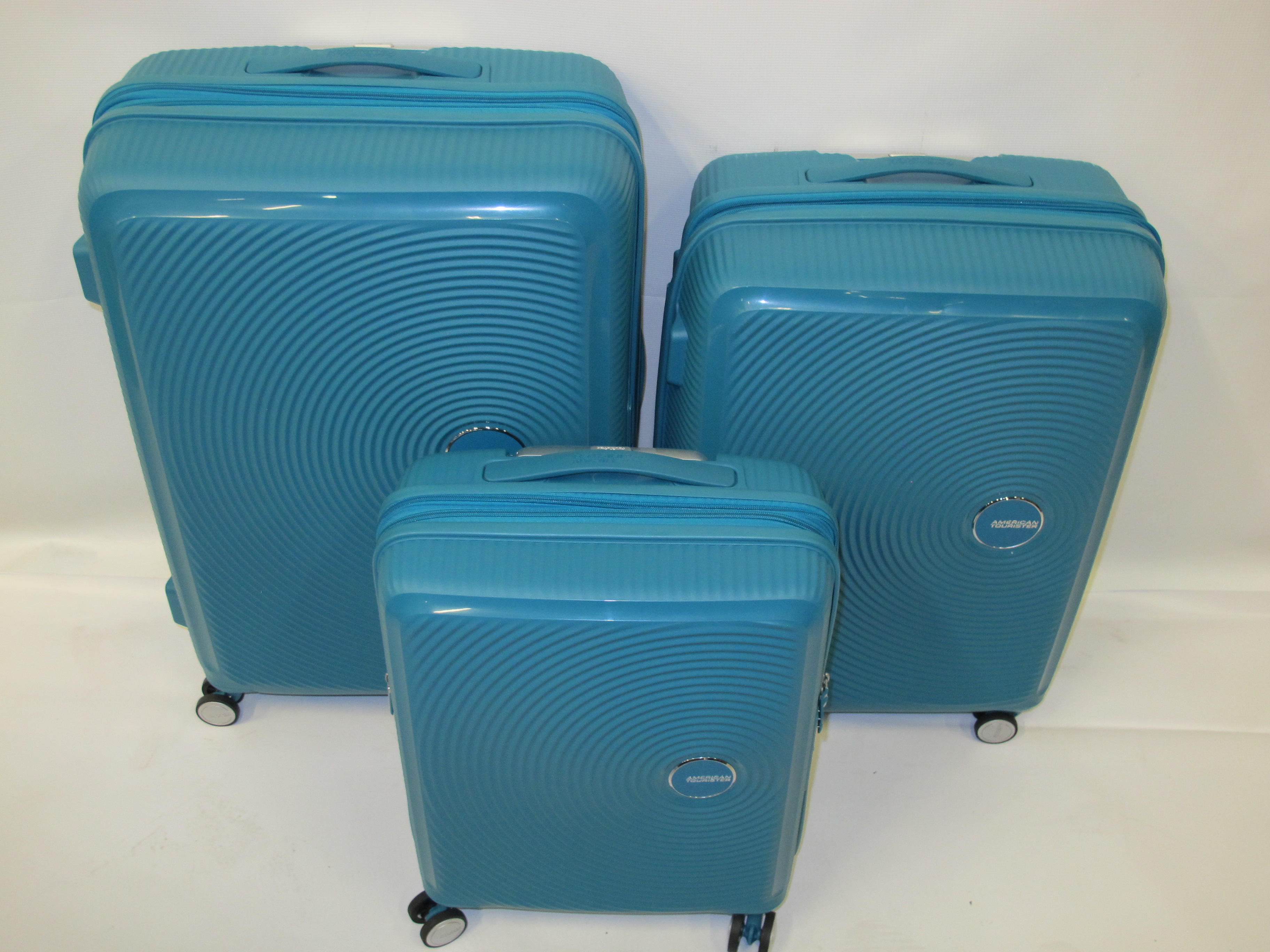 american tourister curio size