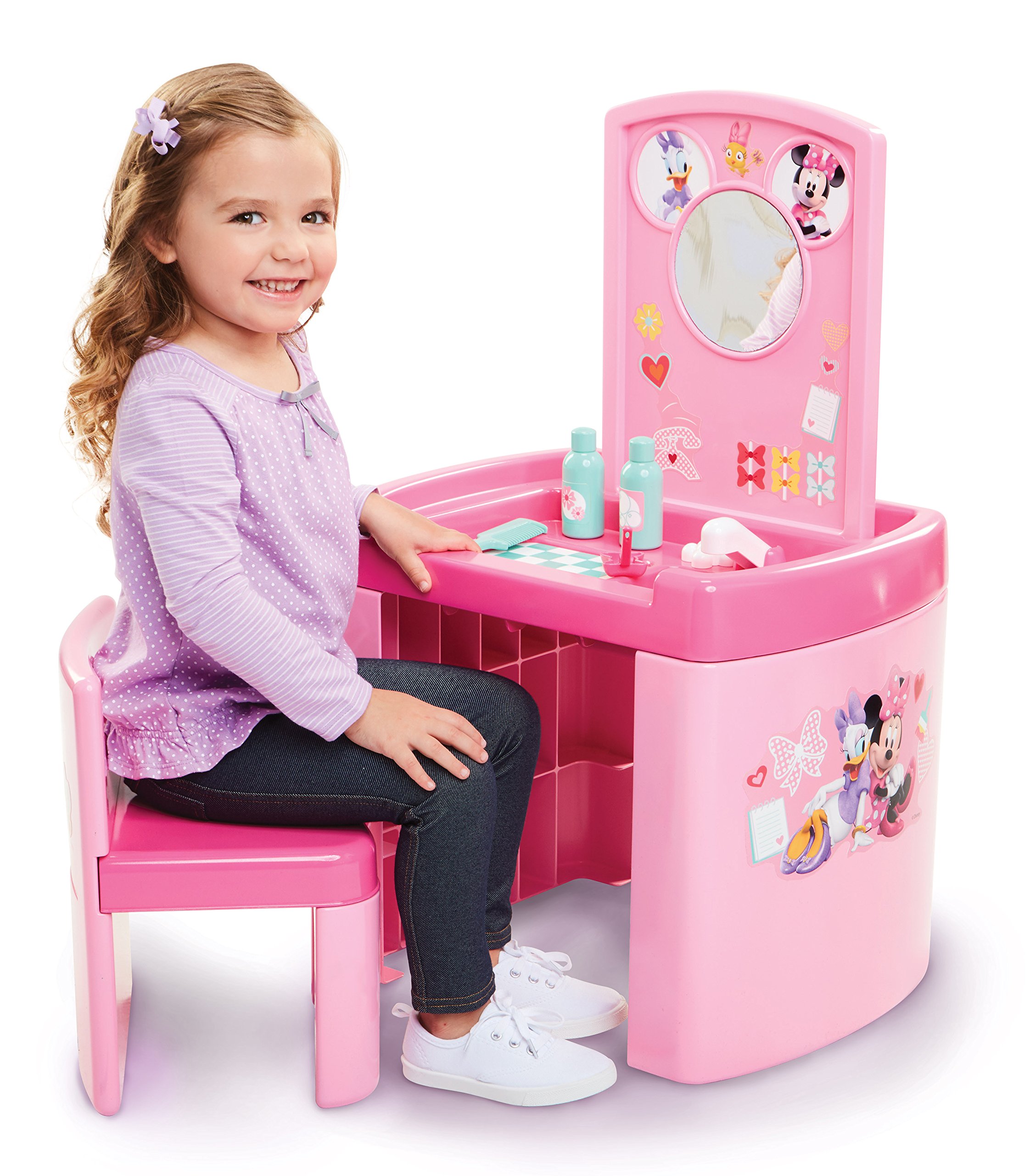 minnie mouse table and chairs