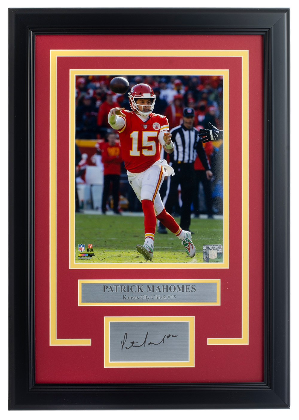 Patrick Mahomes Framed 8x10 Chiefs Photo w/ Laser Engraved Signature ...