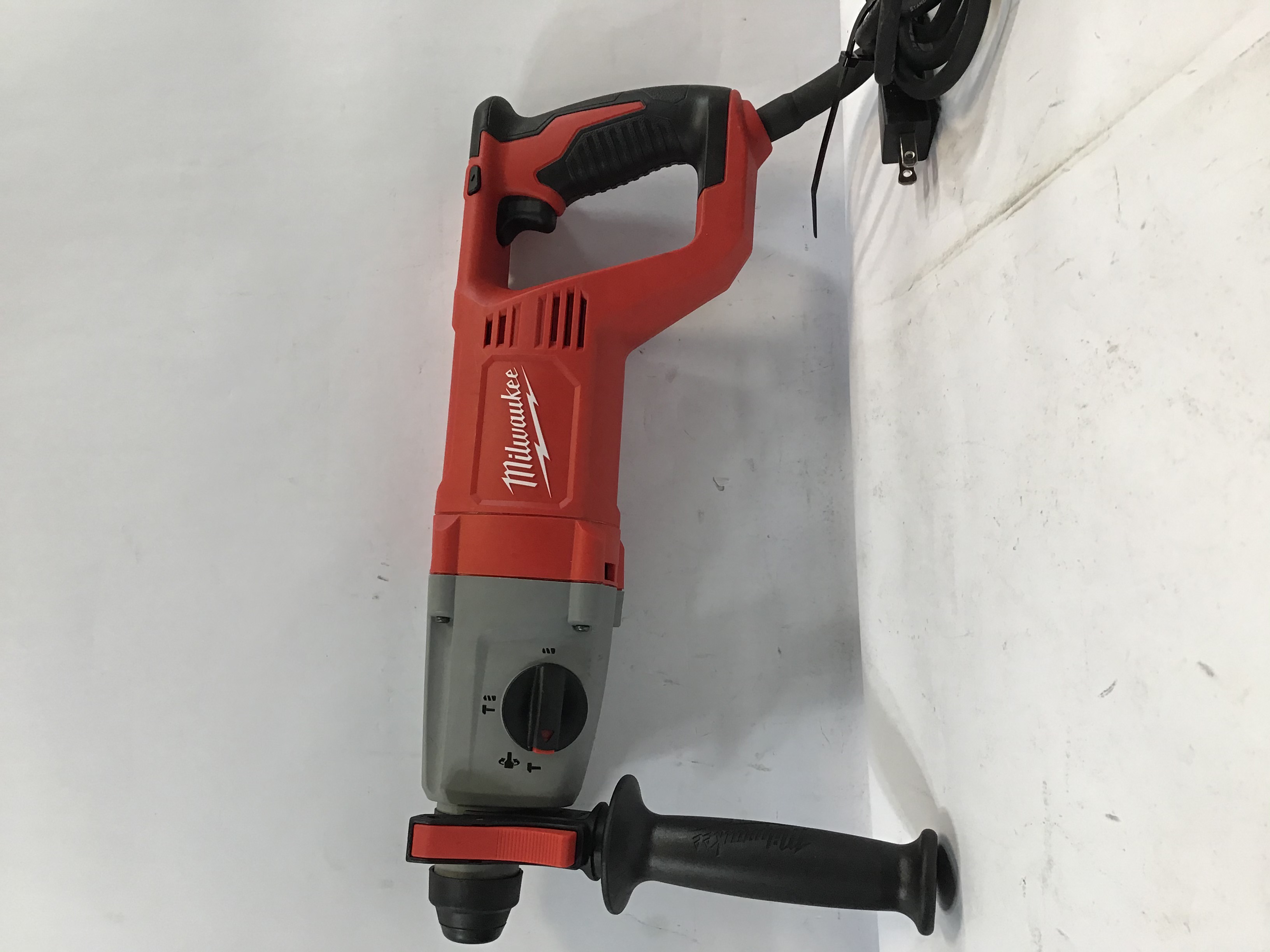 MILWAUKEE SDS PLUS ROTARY HAMMER 526221{L} eBay