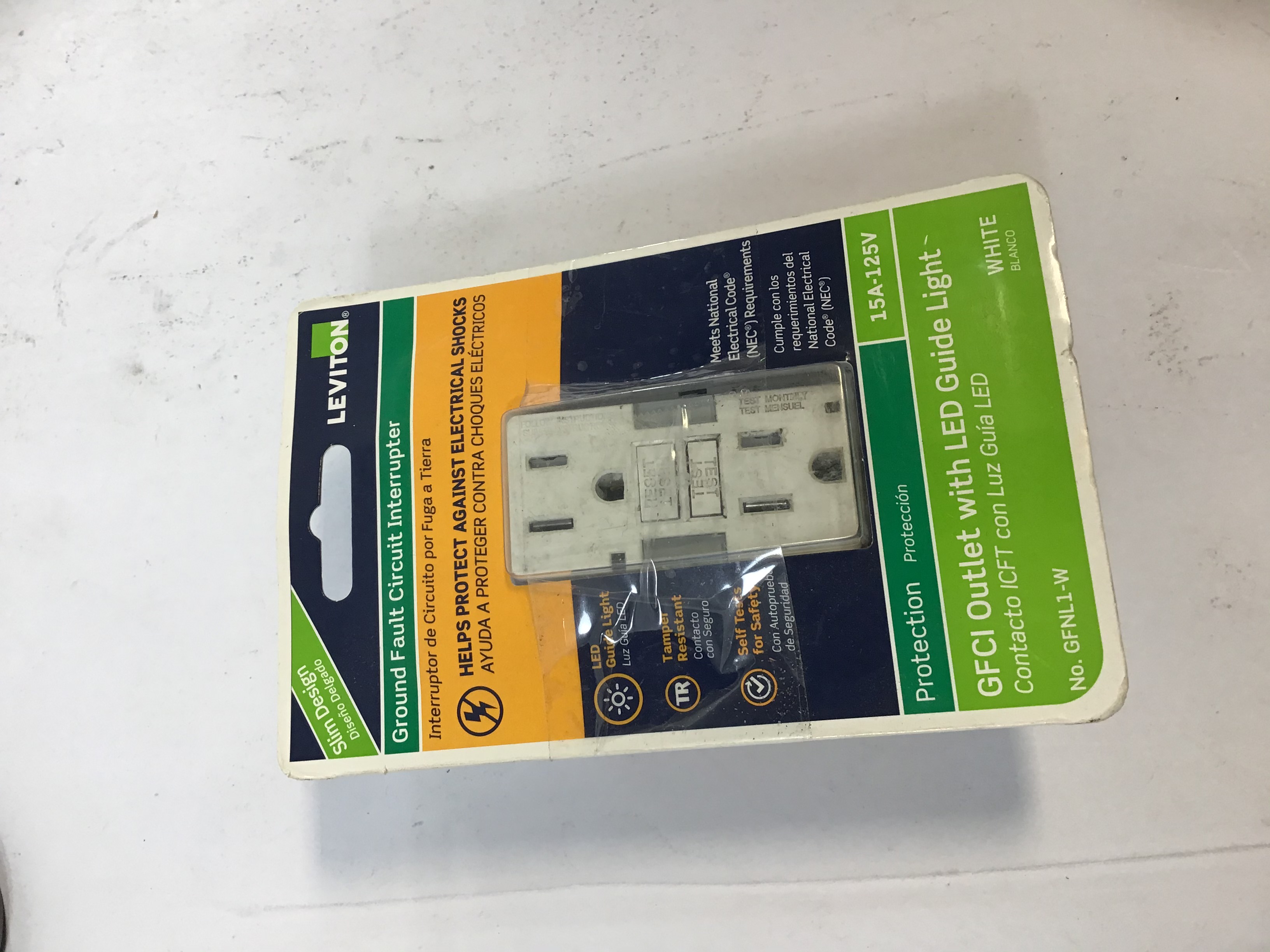 LEVITON Ground Fault Circuit Interrupter GFNL1-W | eBay