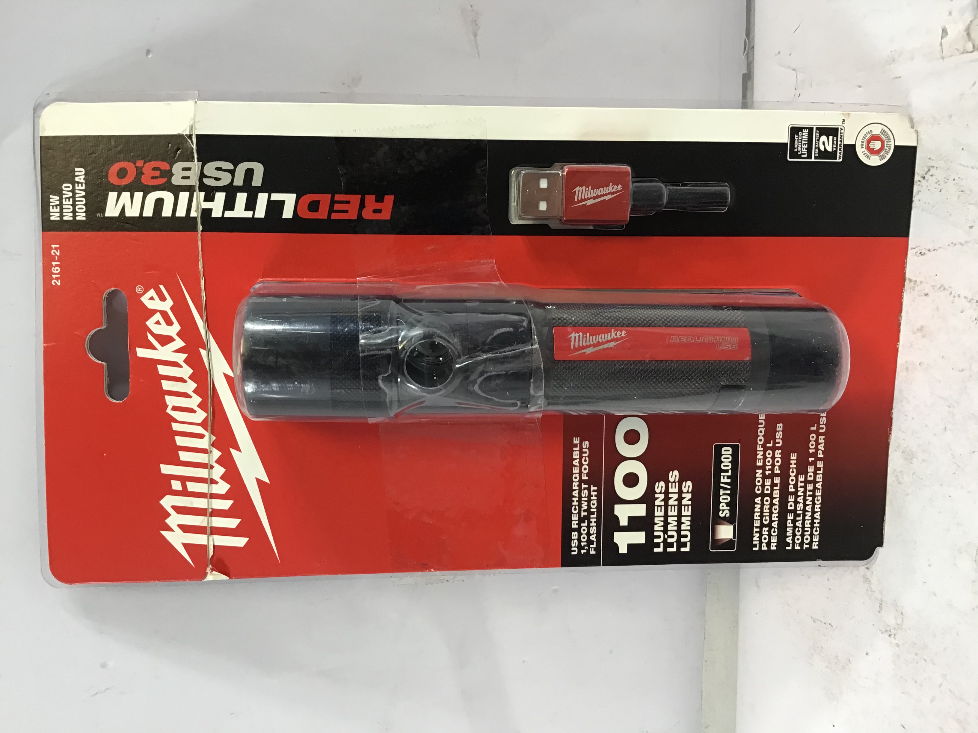Milwaukee Red Lithium USB3.0 216121 Flashlight eBay