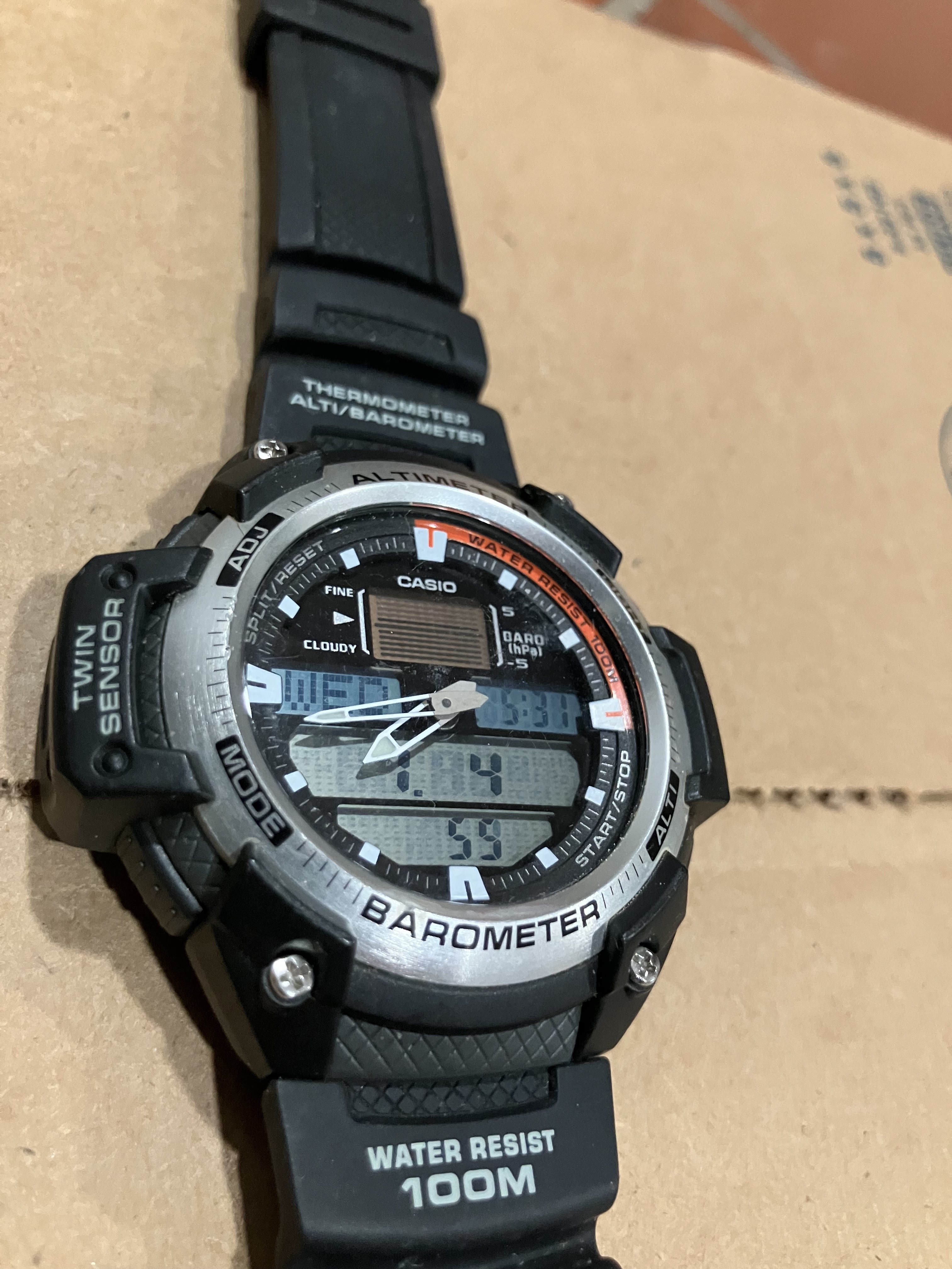 SE-S1O　CASIO Casio Collection Discontinued Men's Watch SGW-400H-1B 79767935283