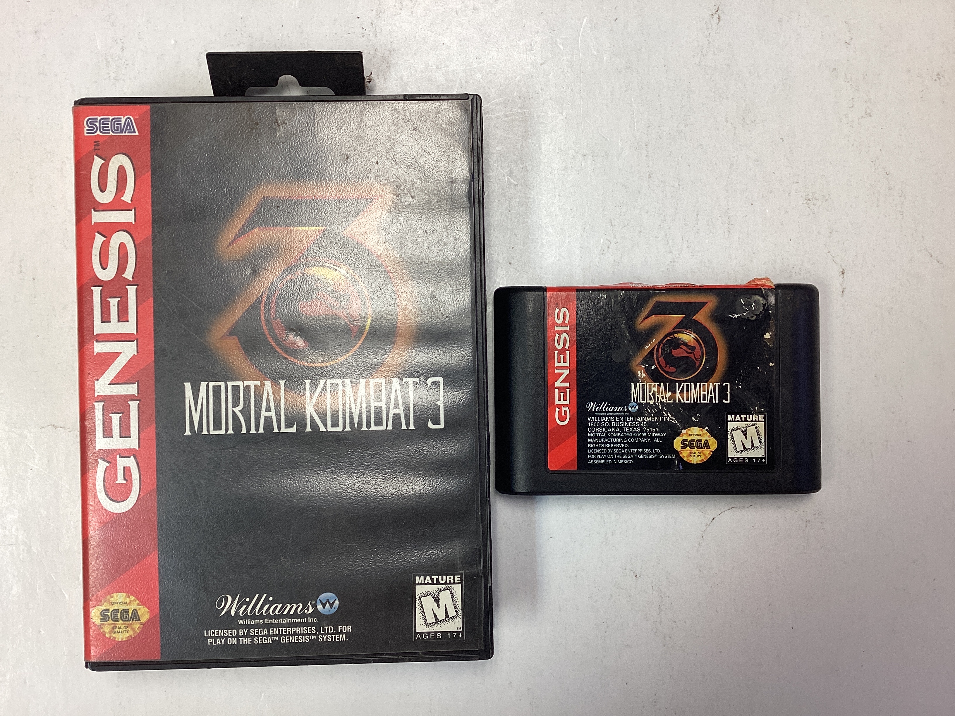 Mortal Kombat 3- Sega Genesis Box and Game no Manual TESTED A