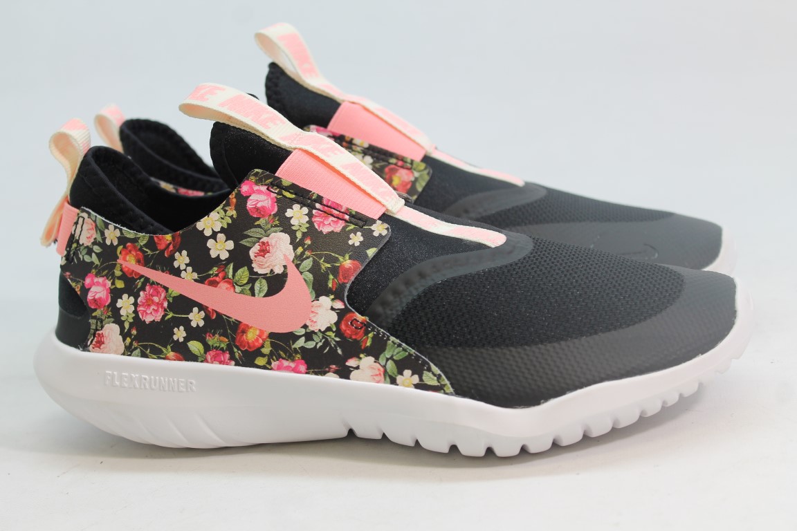 nike flexrunner black