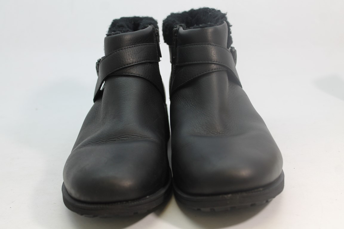 benson ankle boot ugg