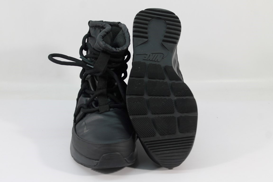 women's nike tanjun high rise boots