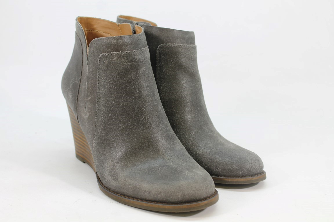 lucky brand grey boots