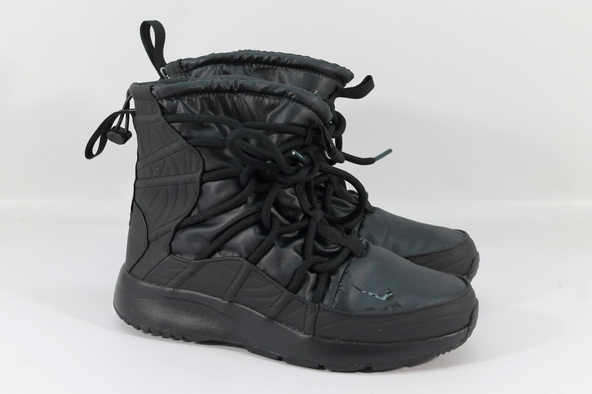 women's nike tanjun high rise boots