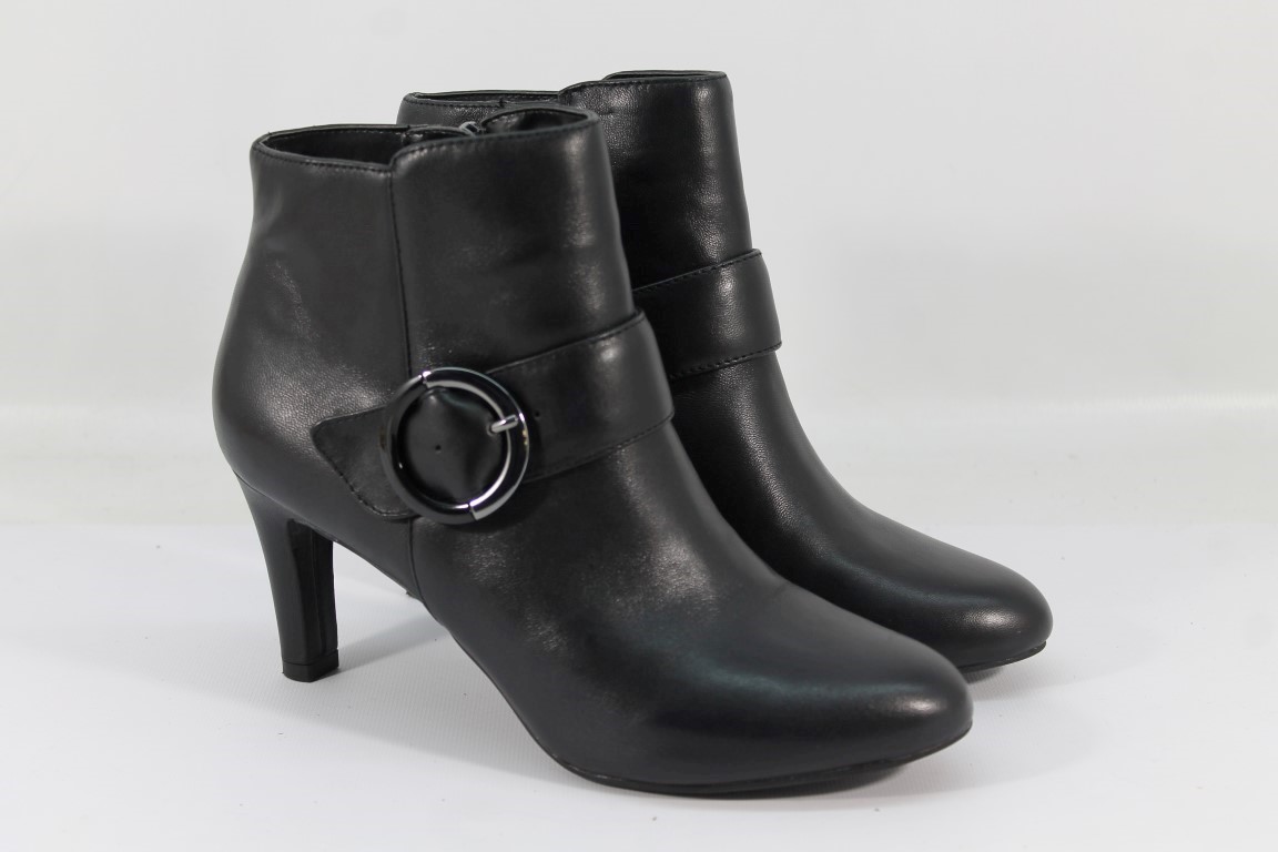 Bandolino Lanaro Women's Black Boots 8 