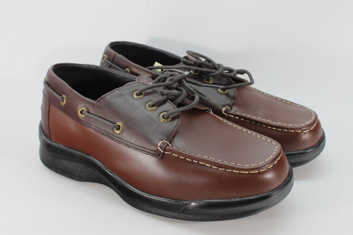 two tone tan shoes