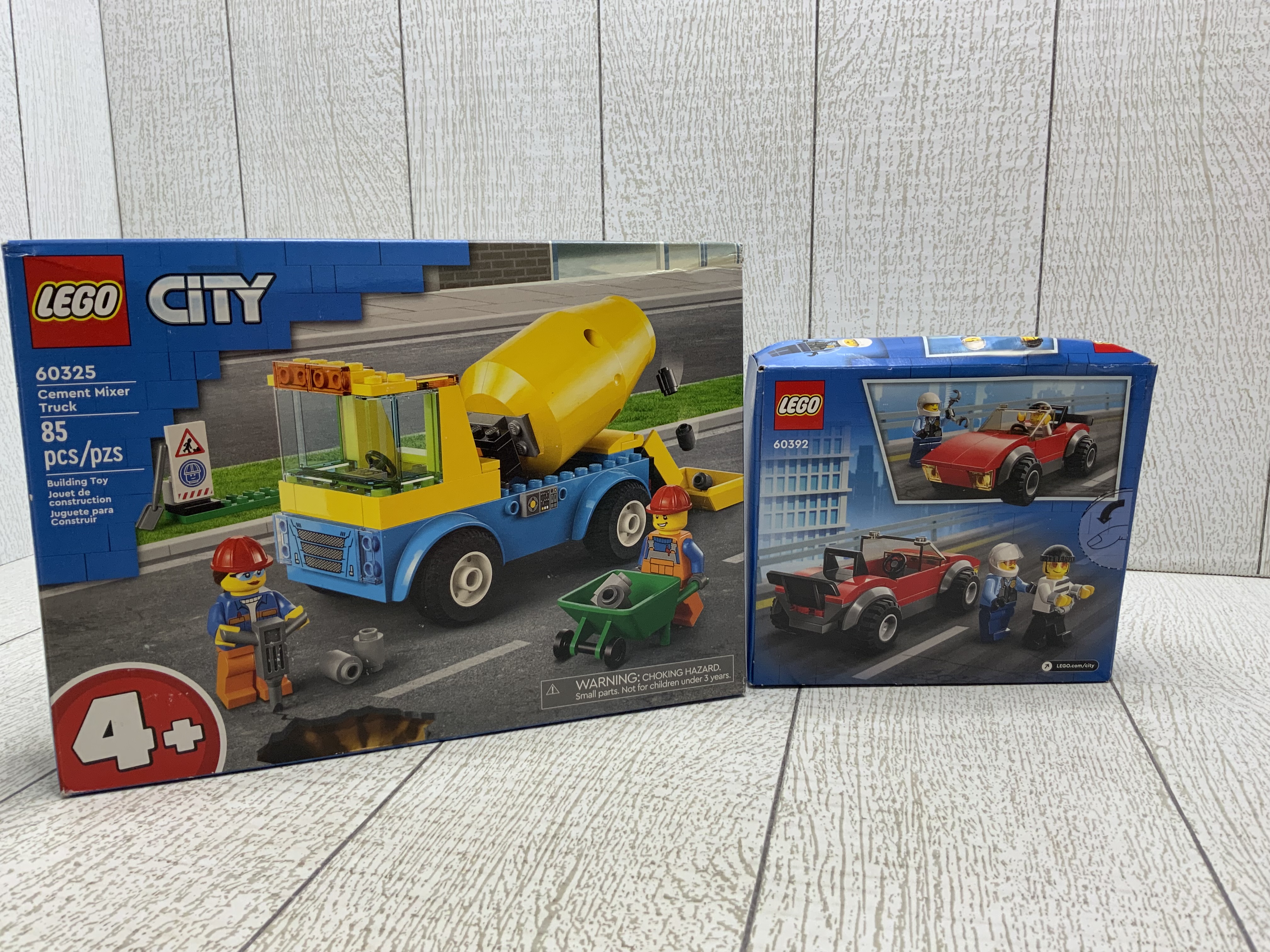 LEGO City Great Vehicles 60325 Autobetoniera, Camion Giocattolo