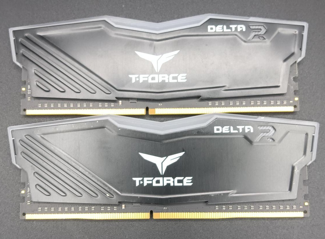 TeamGroup T-Force Delta RGB 32GB (2x16GB) RAM DDR4 3600