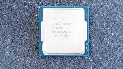 Intel Core i7-11700 SRKNS Desktop Processor 8 Cores up to 4.9 GHz