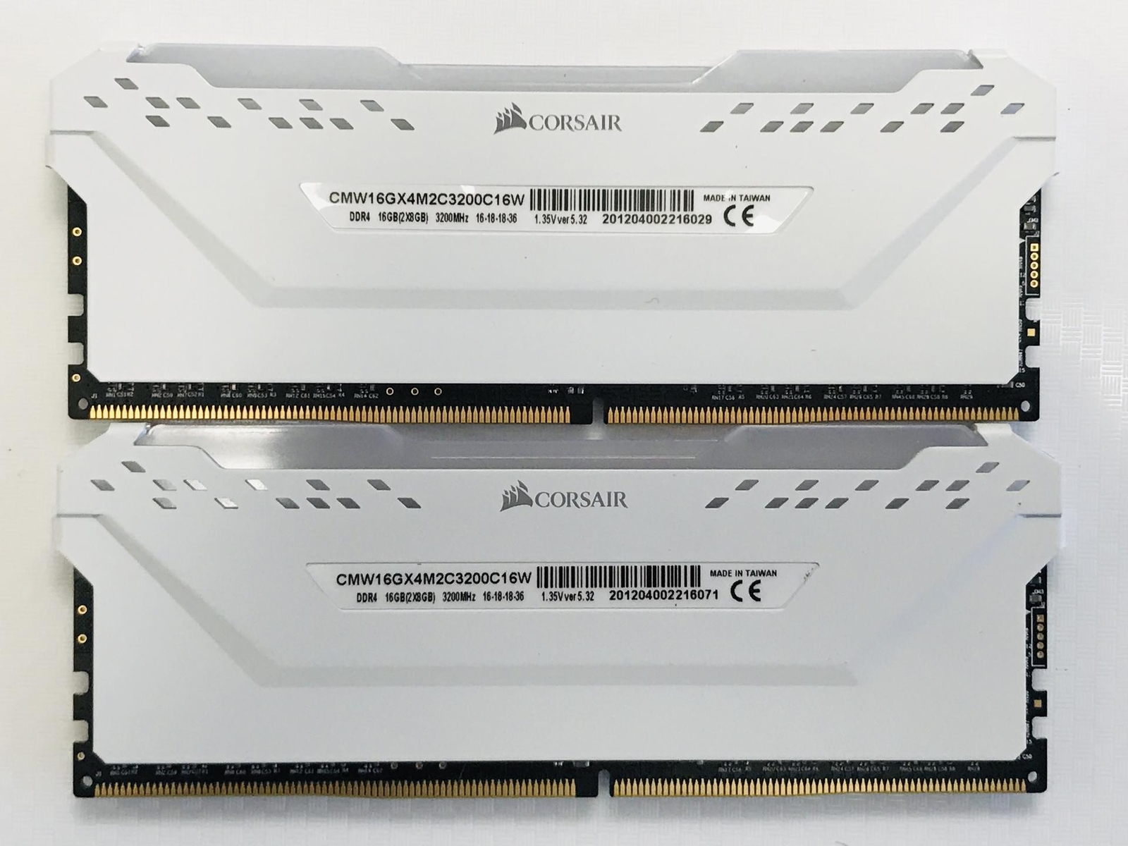 Corsair Vengeance RGB Pro 16GB (2x8GB) DDR4 3200MHz C16