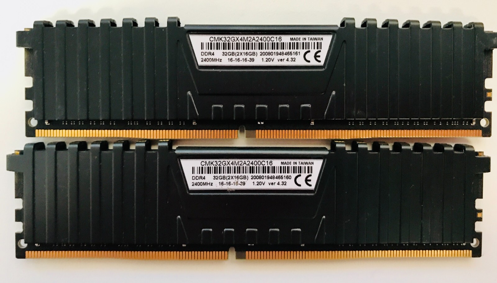 Corsair Vengeance LPX 32GB (16GBx2) DDR4 2400MHz RAM