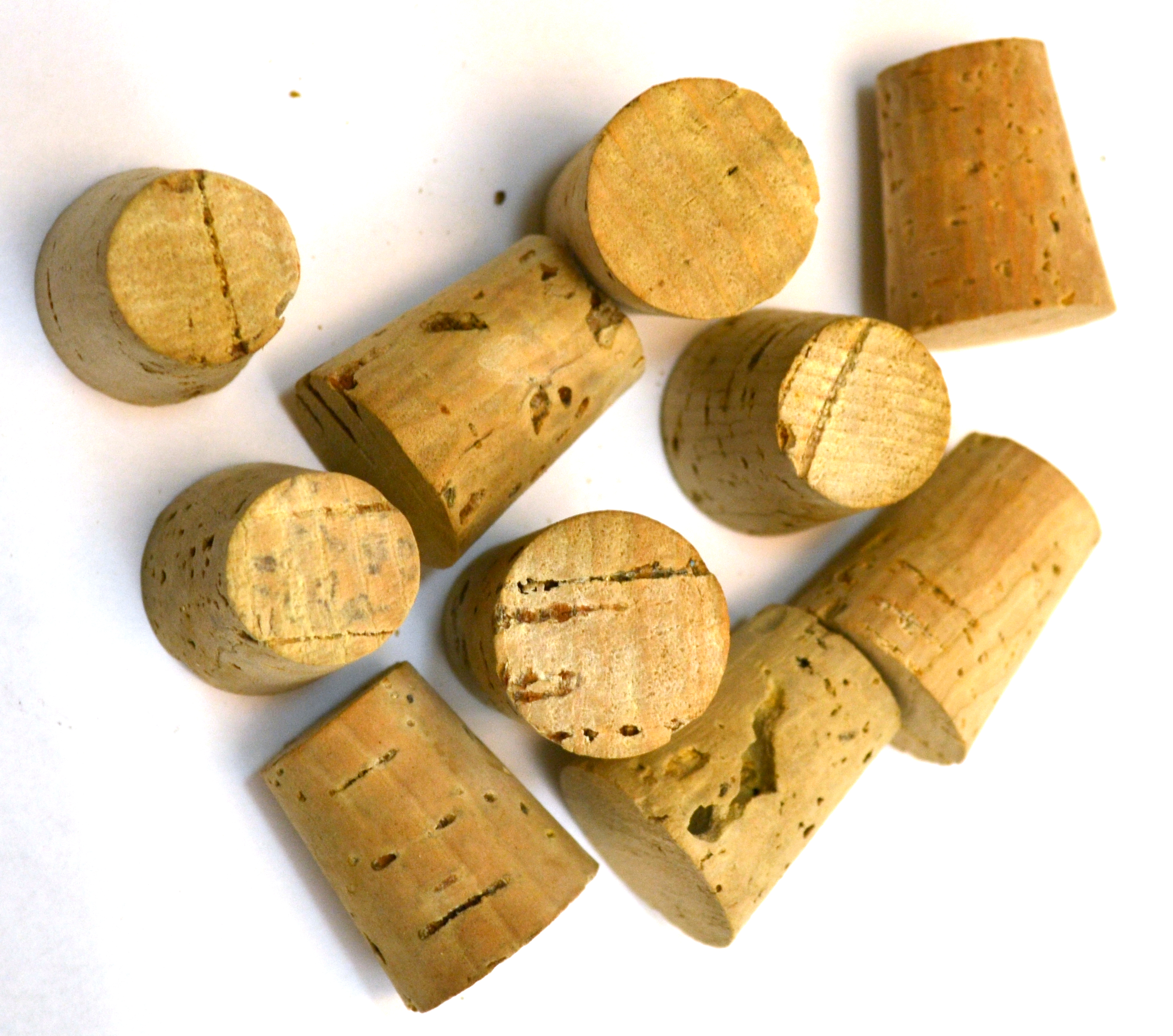 Cork Stopper Bark, size no. 8, bottom 17mm, top 22mm, length 27mm, pk