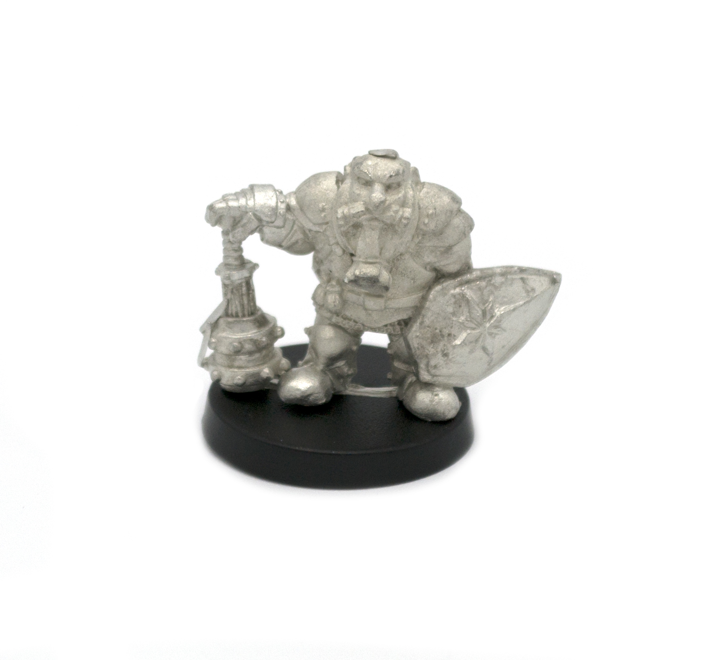 d&d dwarf paladin miniature