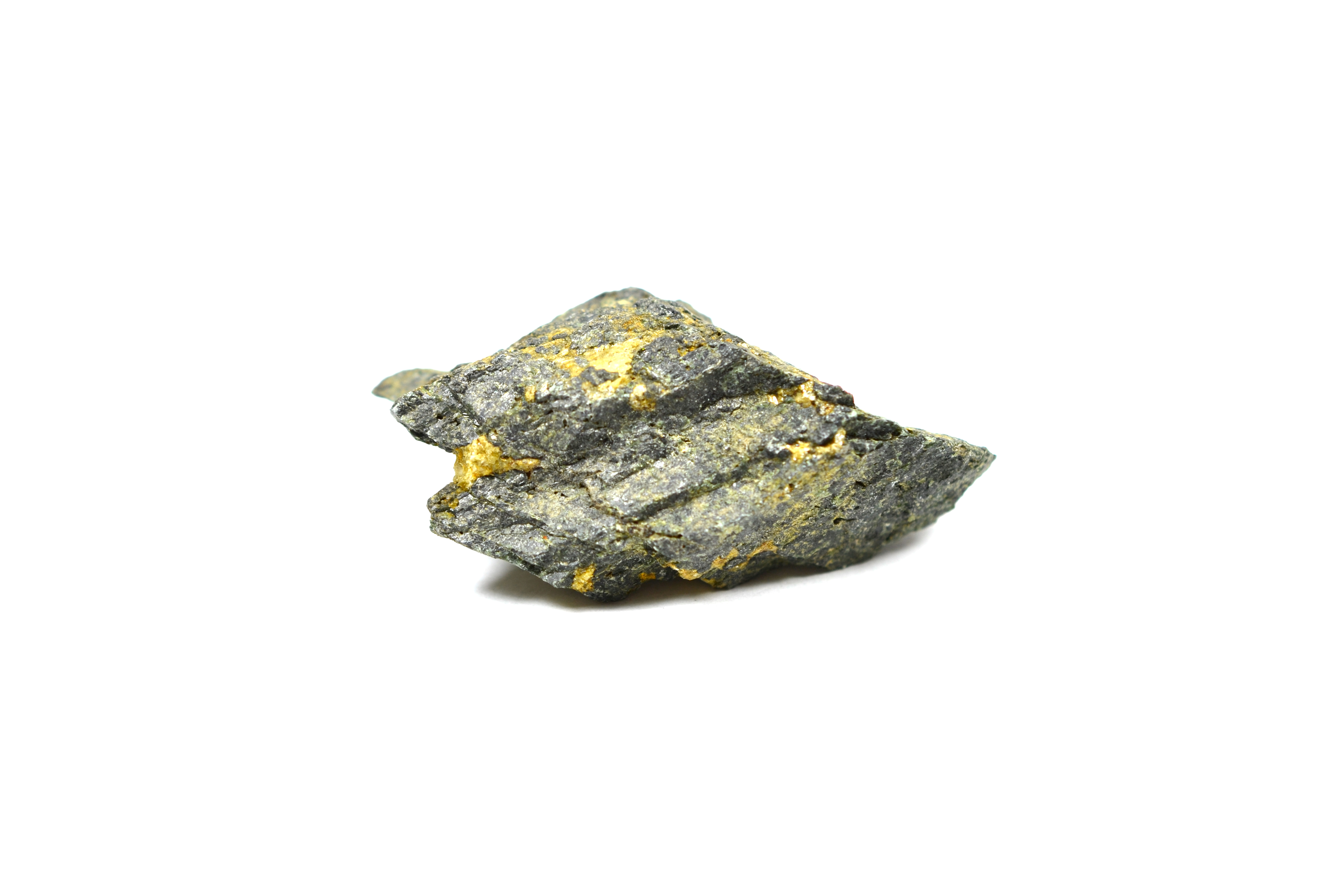 Eisco Augite Pyroxene Mineral Specimen Approx 1 3cm Ebay
