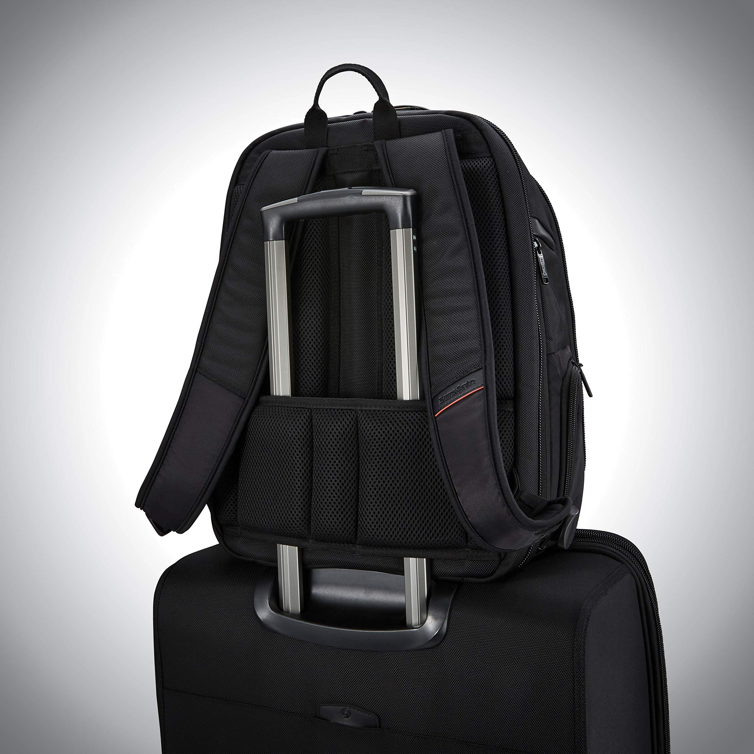 samsonite valt standard backpack