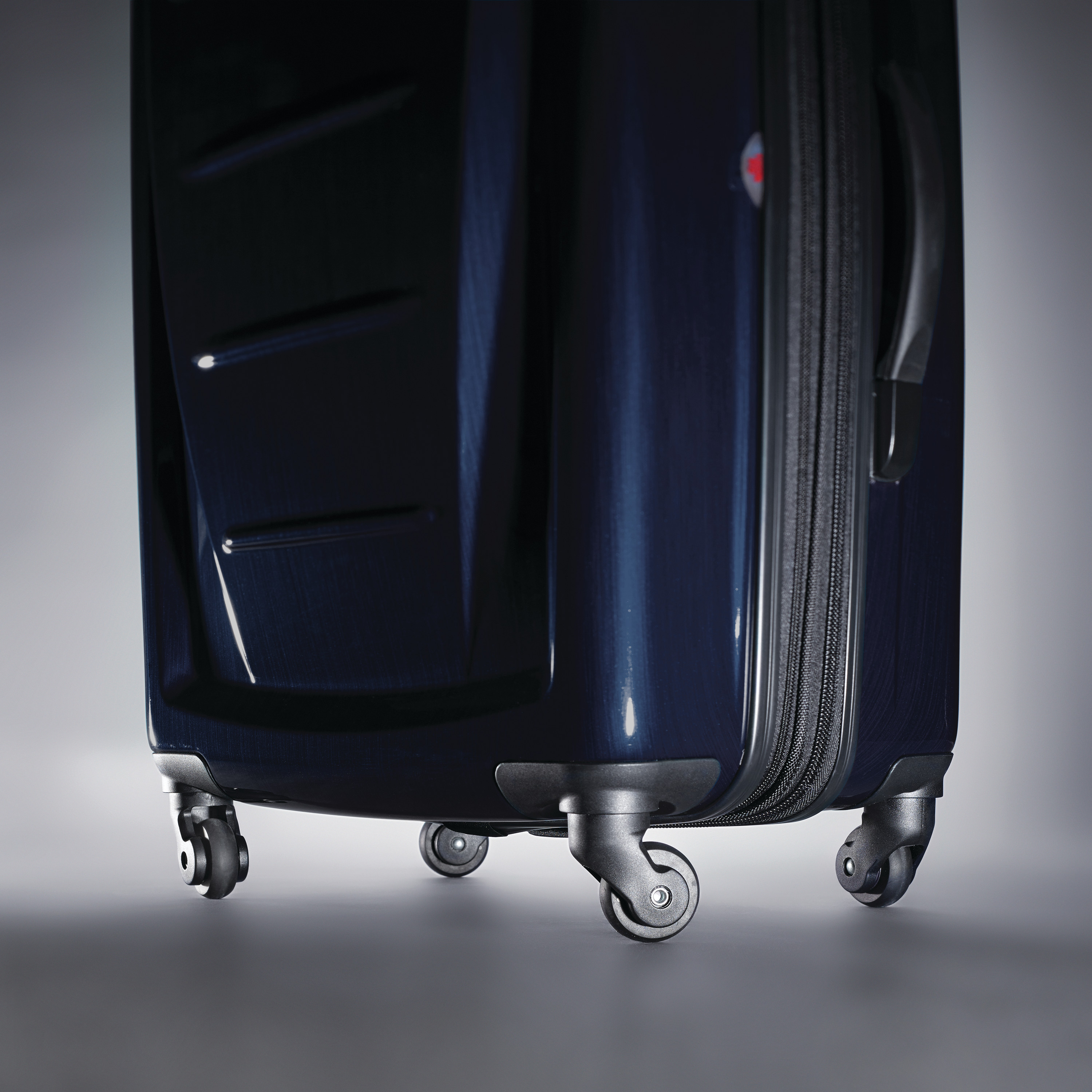 samsonite luggage winfield 2