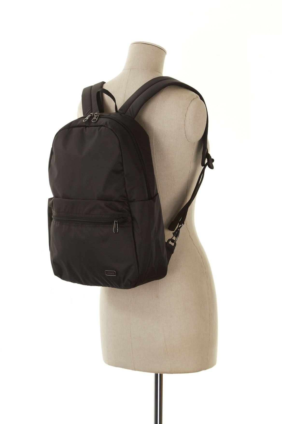 pacsafe daysafe backpack