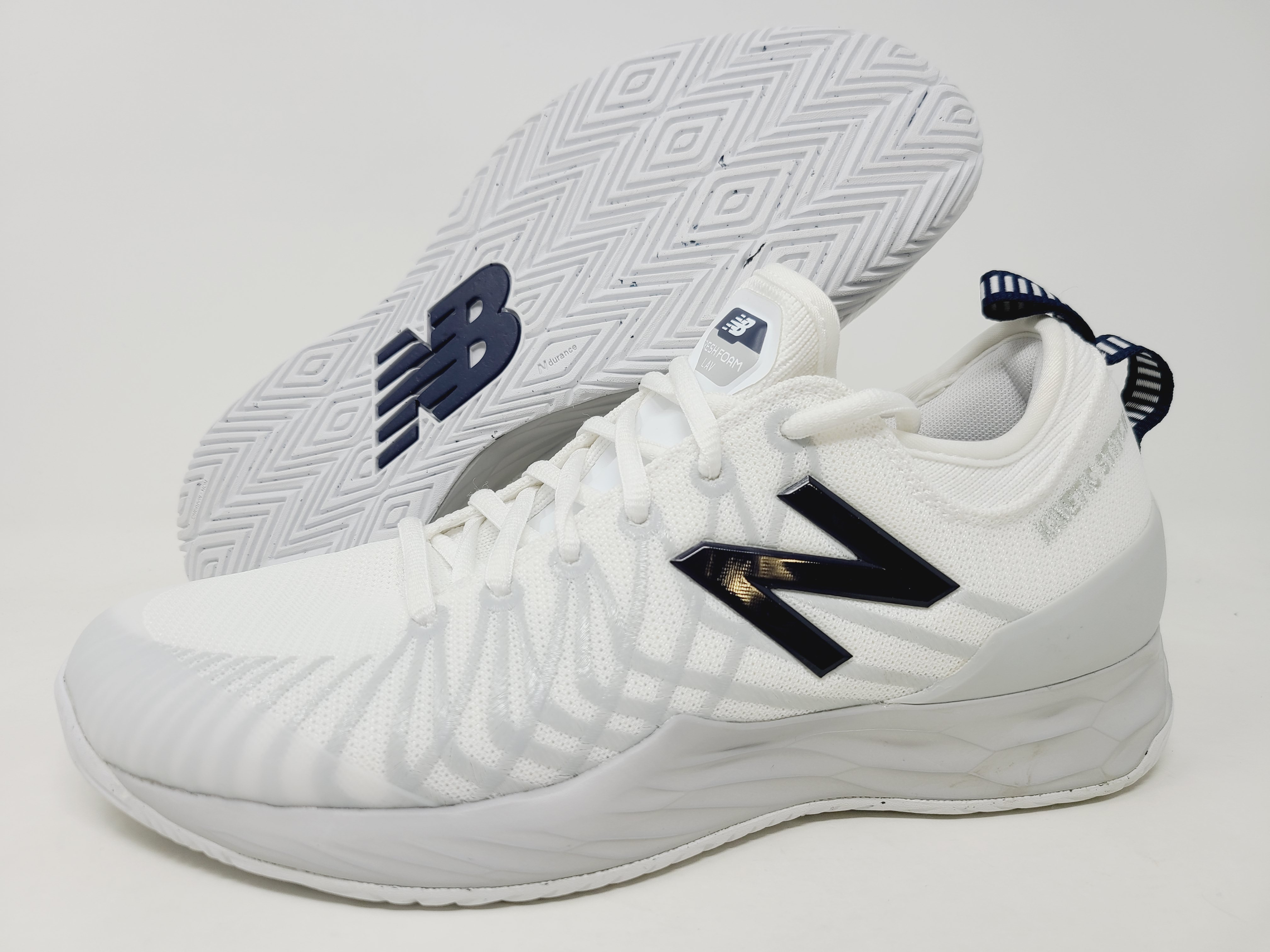 new balance lav v1