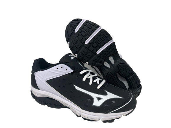 mizuno wave swagger
