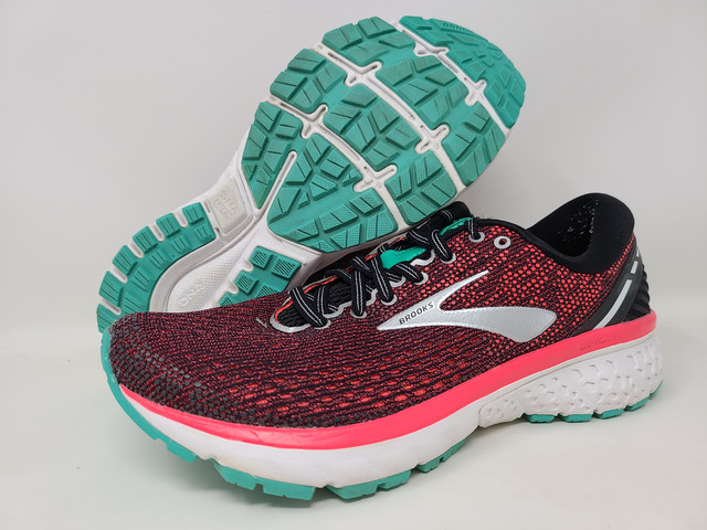 women's ghost 11 running shoes