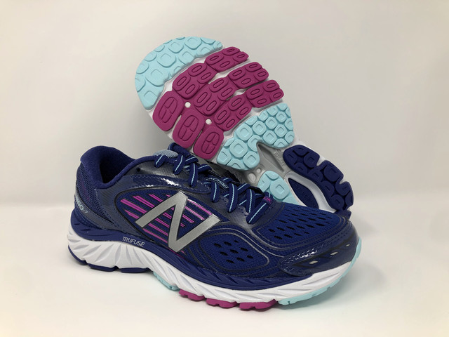 860v7 Running Shoe, Blue/Purple 
