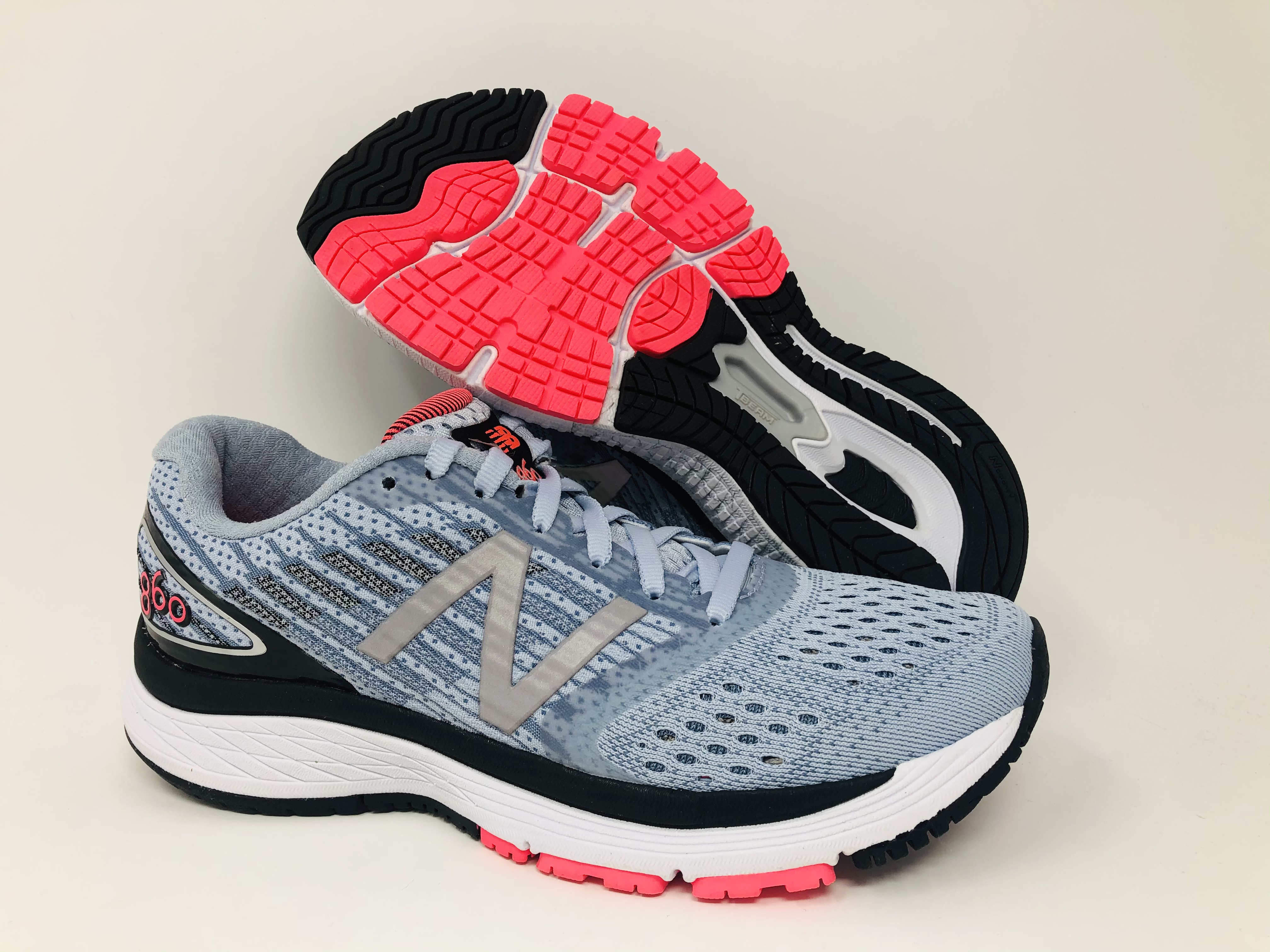 new balance 860 womens Pink