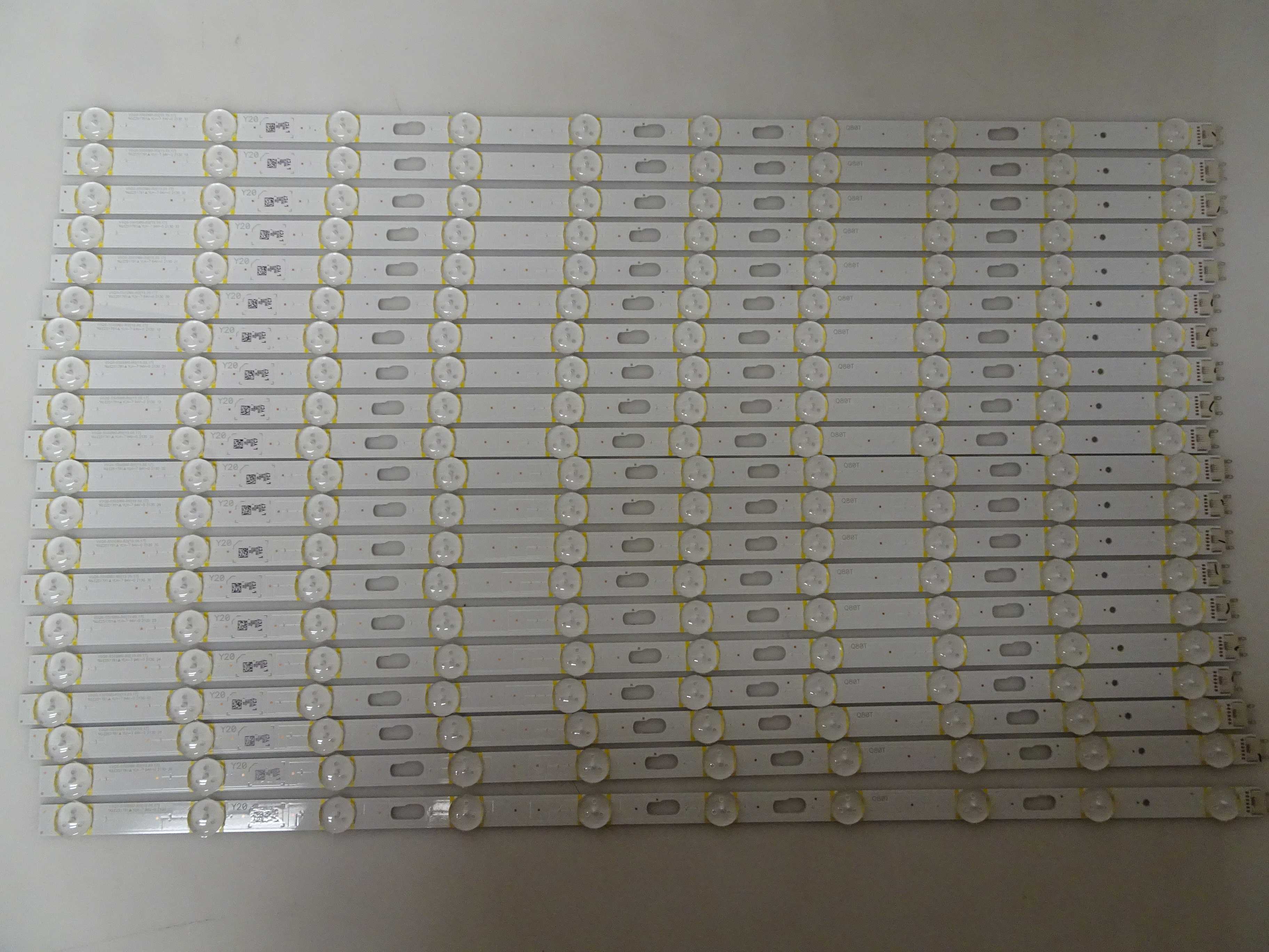 Samsung QN55Q80AAFXZA LED Strip Set (20) BN96-50371A | eBay