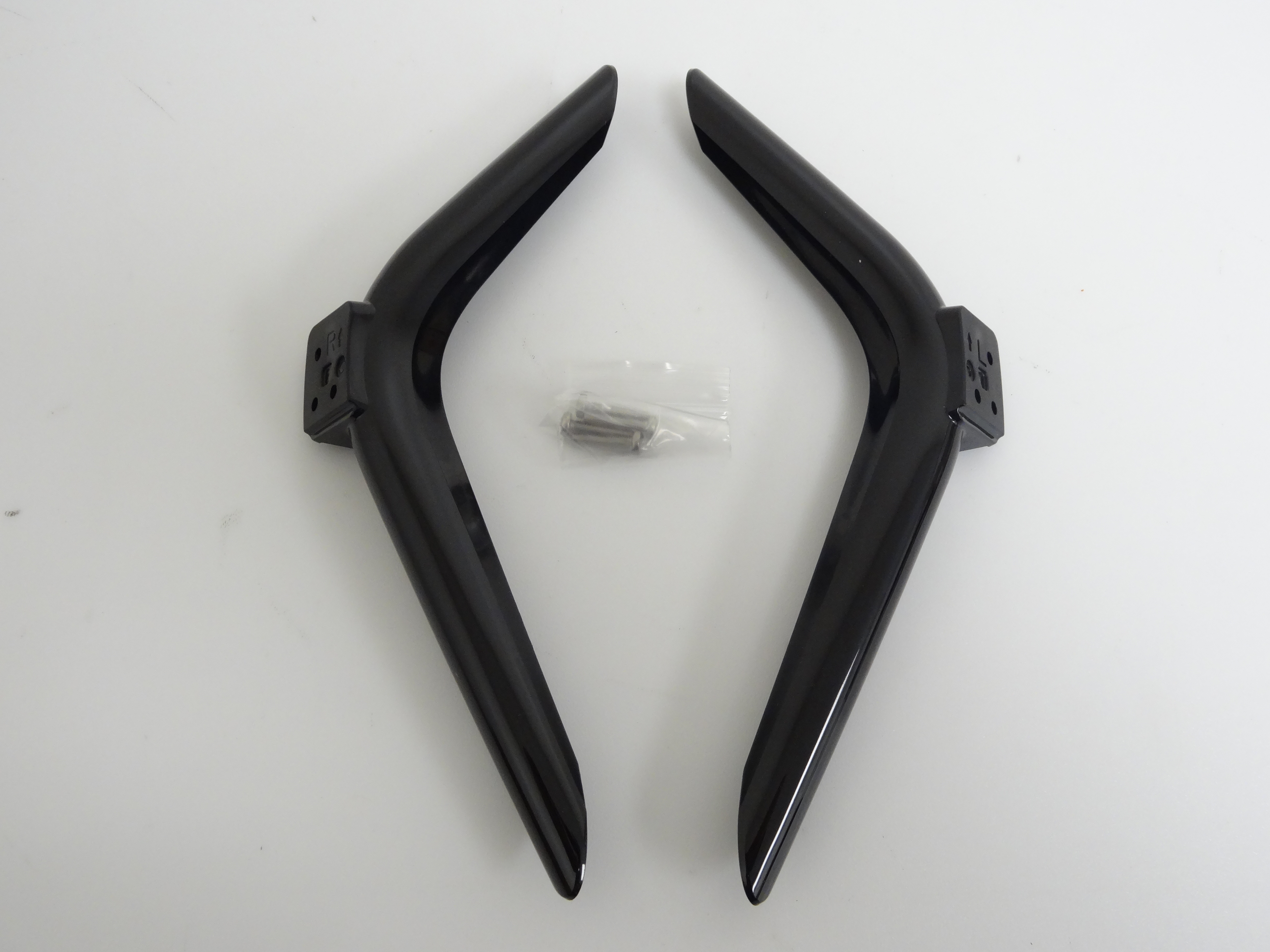 RCA RWOSU6547-B Stand Legs W/Screws | Black | United States