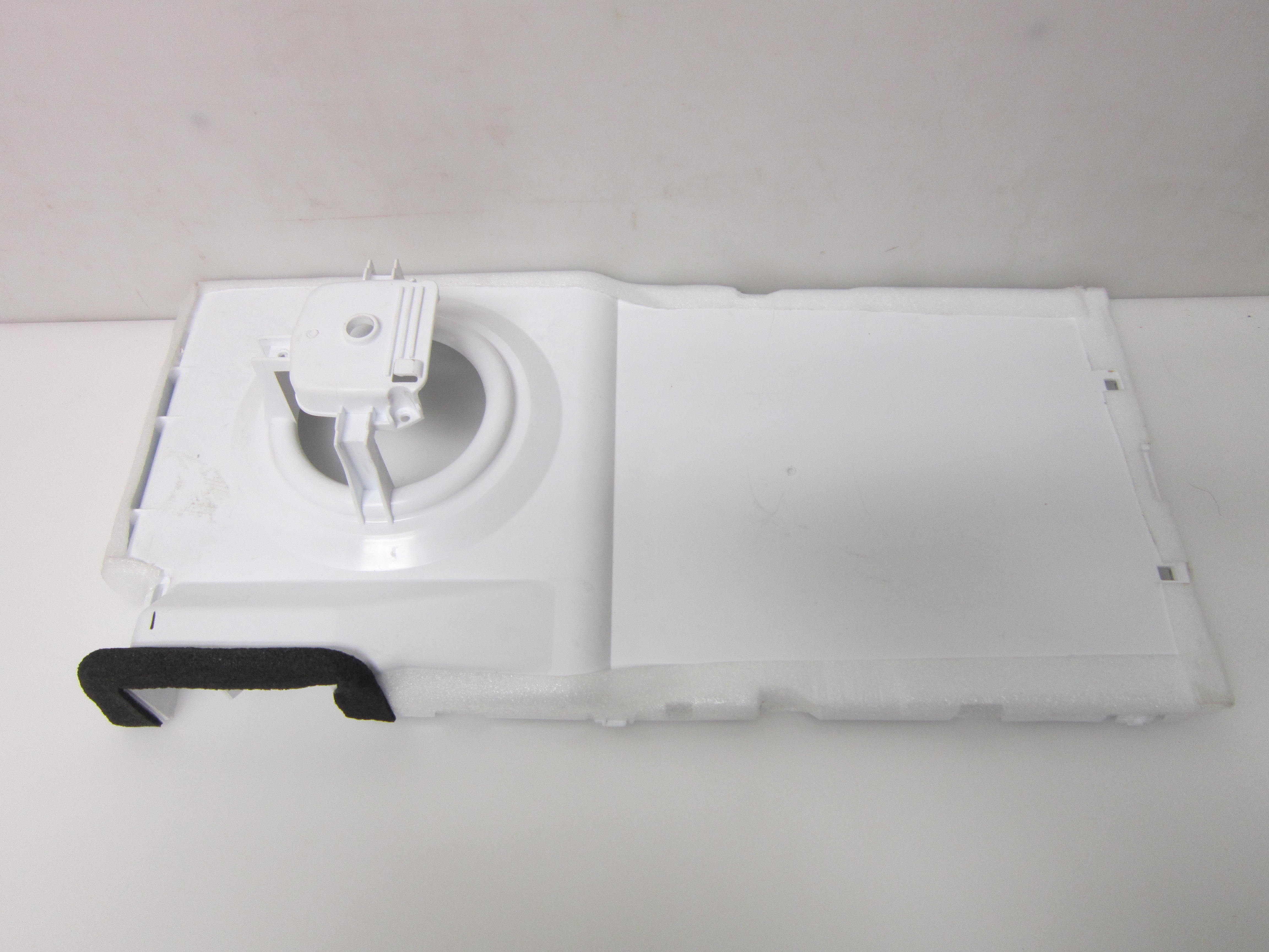 LaDigueページ LG LSXS26366D/11 Refrigerator Freezer Shroud Assembly MHN61882001