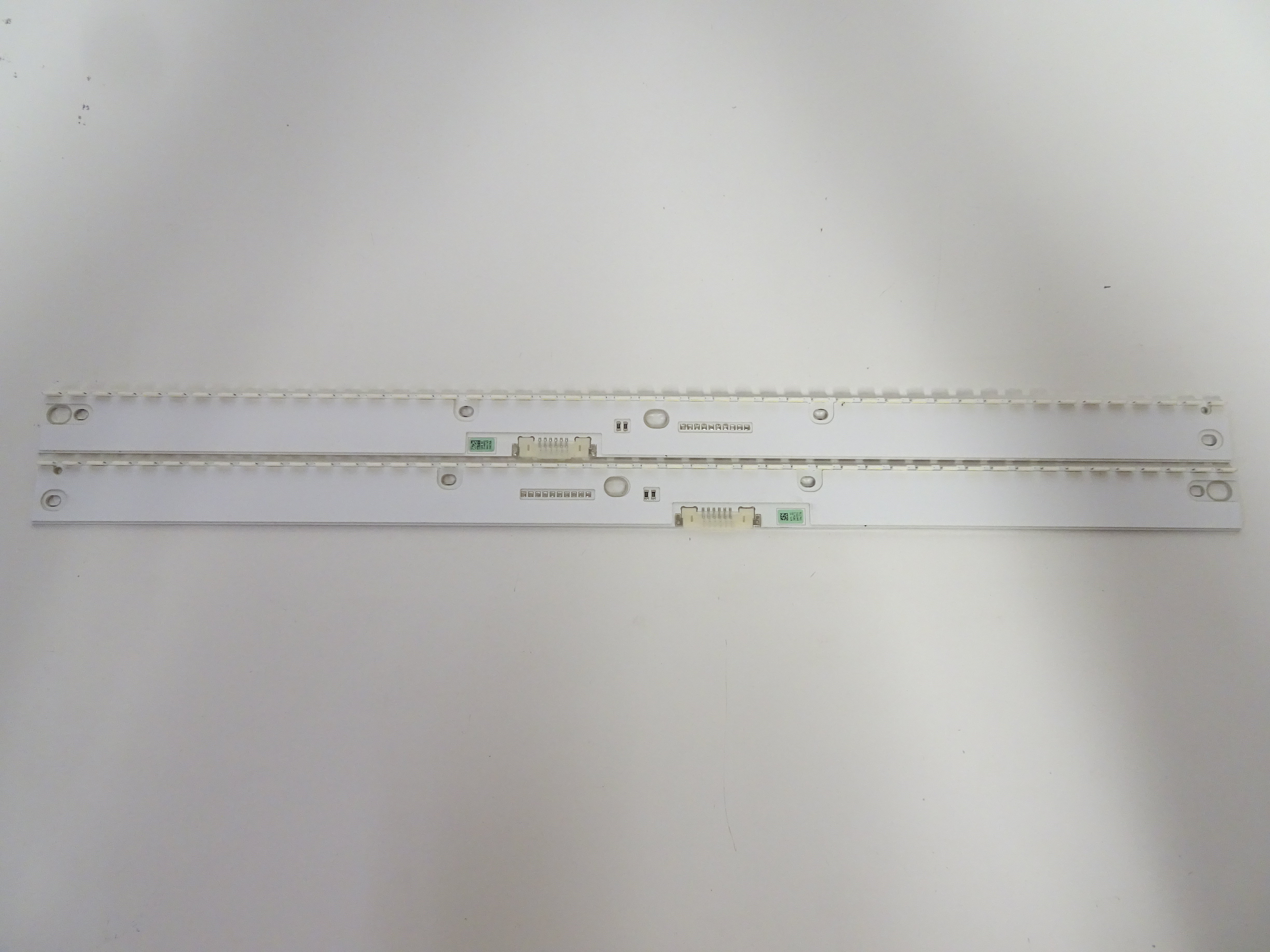 【公式】 Samsung UN43KU7000FXZA BN96 (2) Set Strip Backlight LED アクセサリ