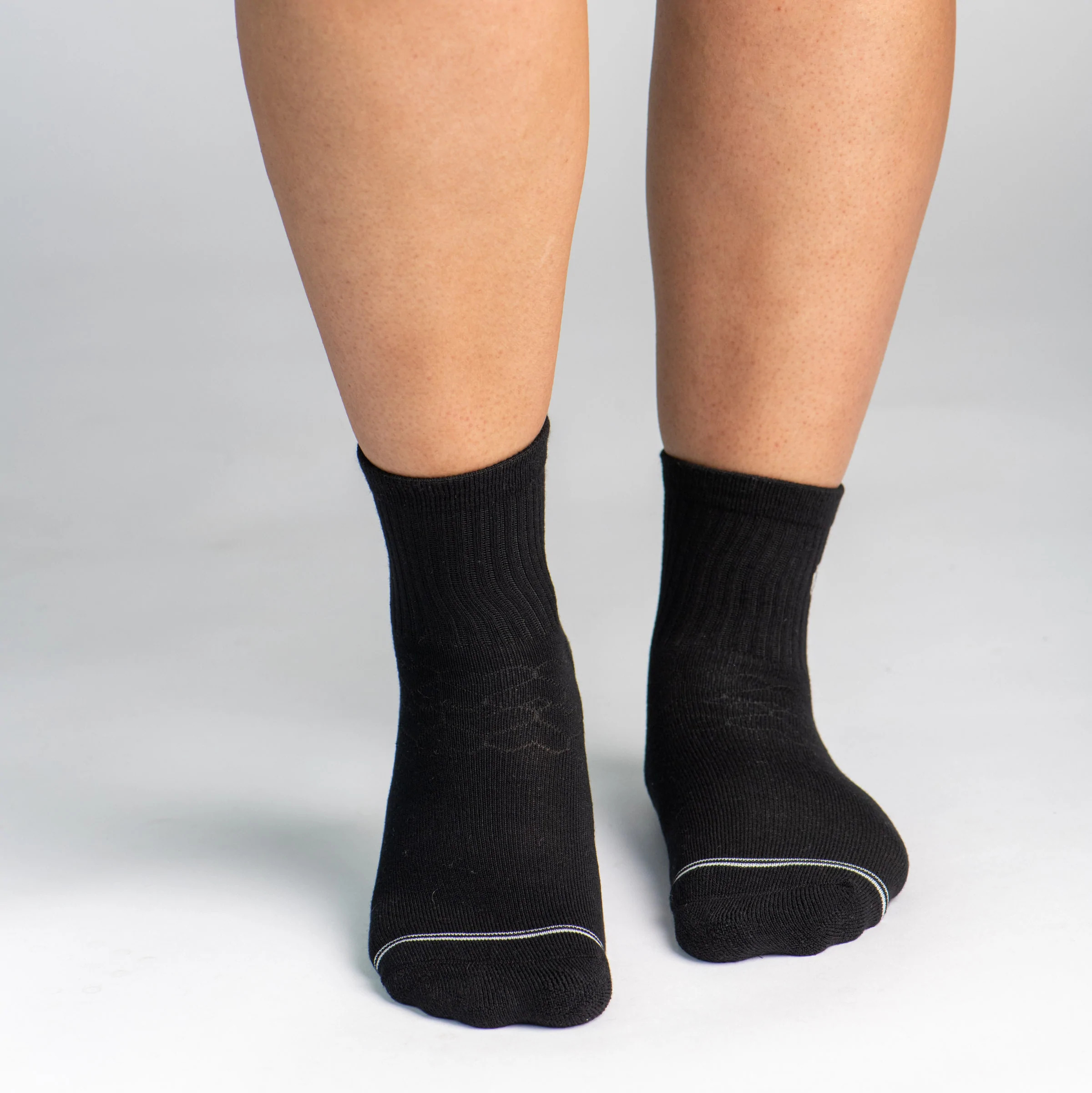 Pudus Bamboo Everyday Quarter Crew Socks | Moisture Wicking | Breathable |