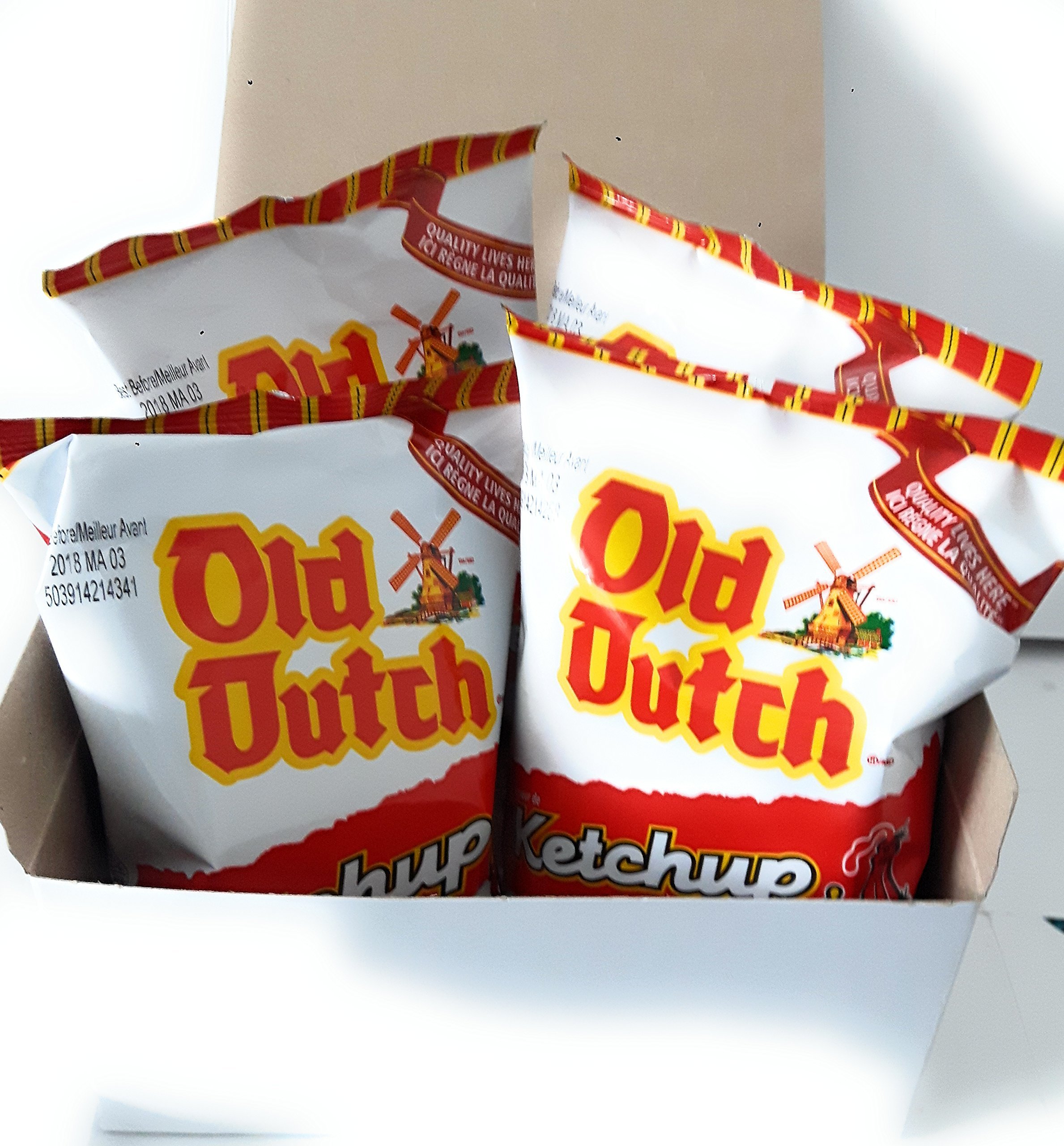 Old Dutch ketchup potato chips 4 bags/40g {Imported from Canada