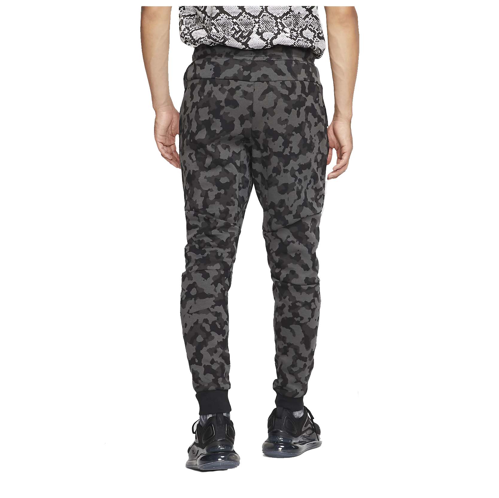 nike grey camo joggers